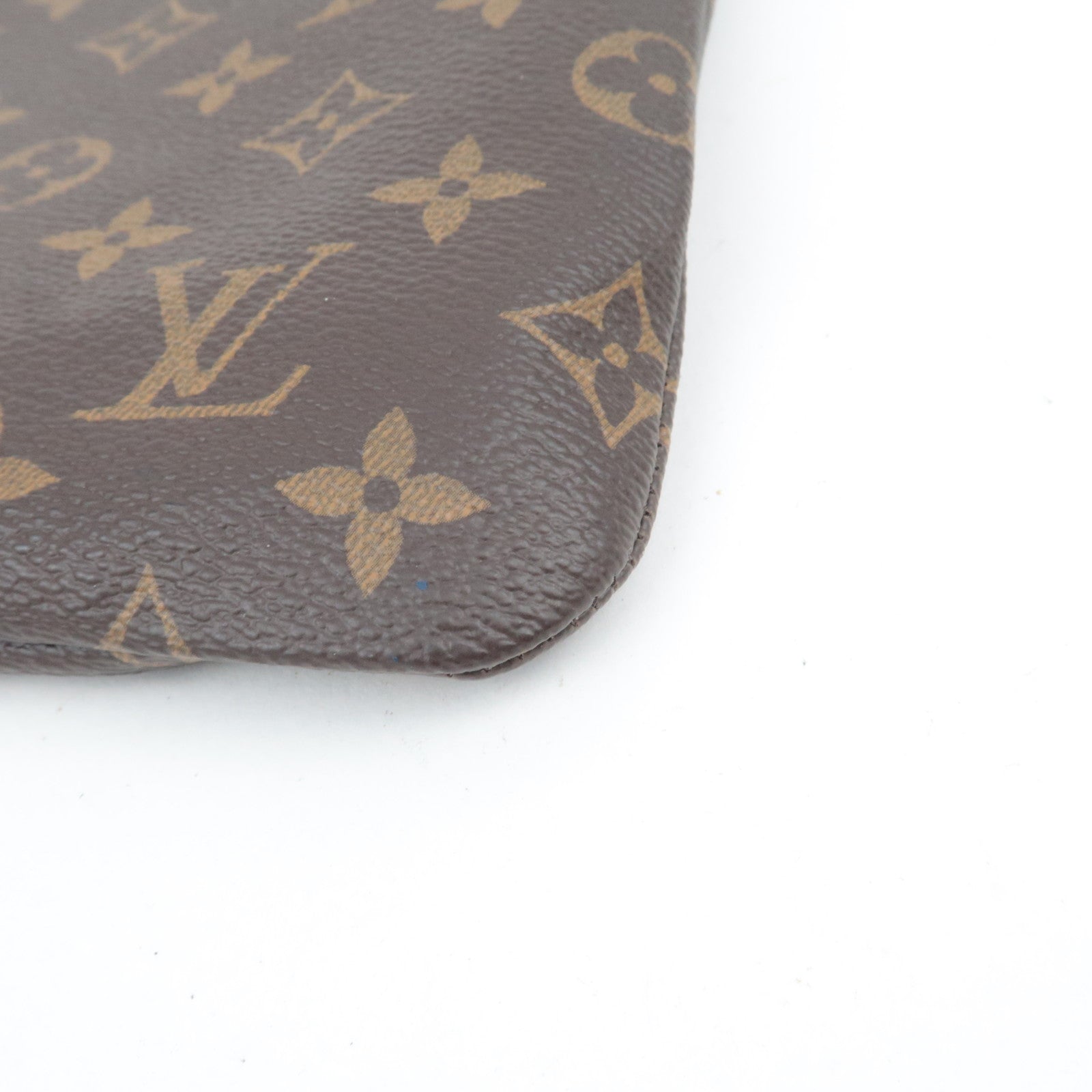 Louis Vuitton Monogram Etui Voyage GM Clutch Bag Fuchsia M43443