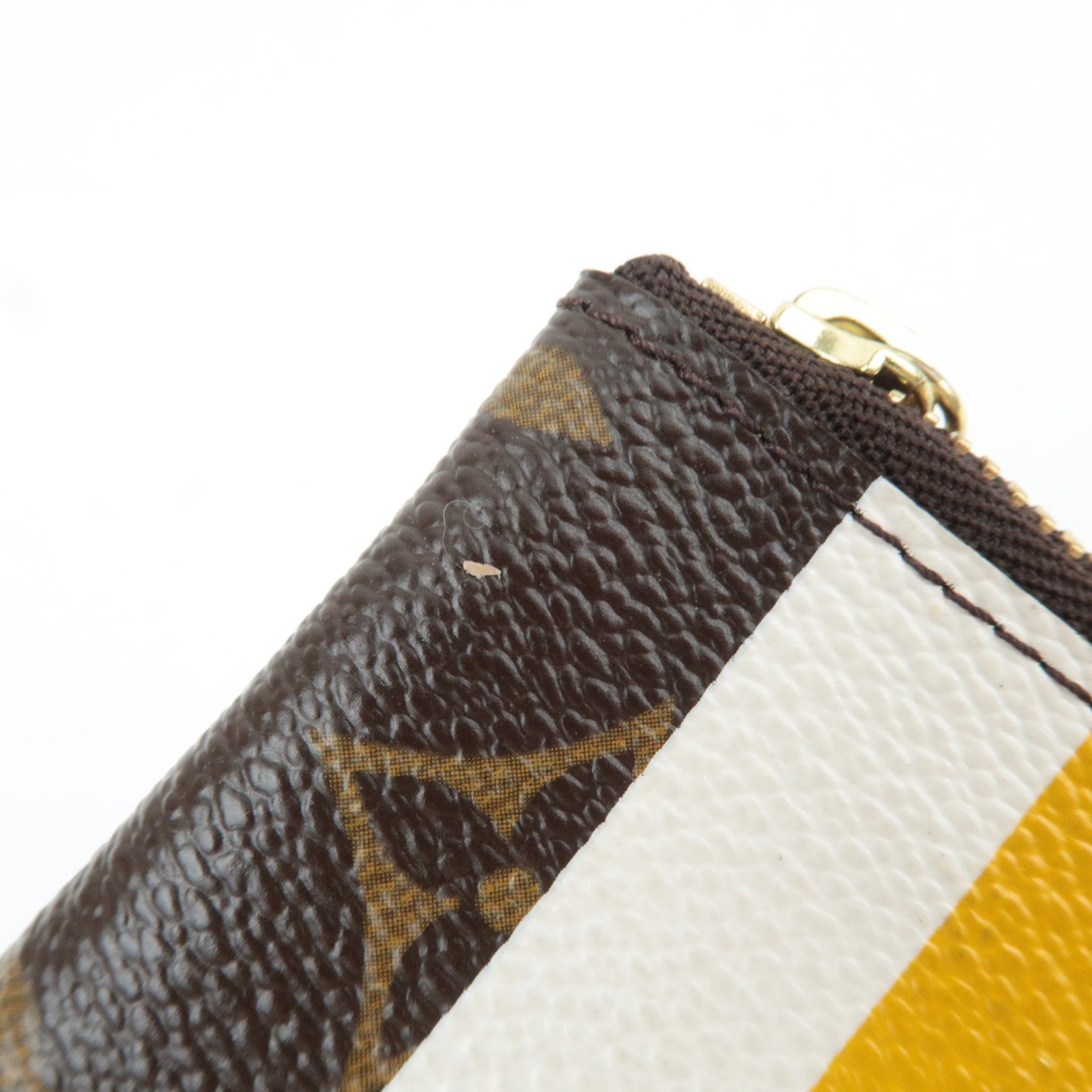 Louis Vuitton Monogram Groom Pochette Cles Coin Case Jaune M60033