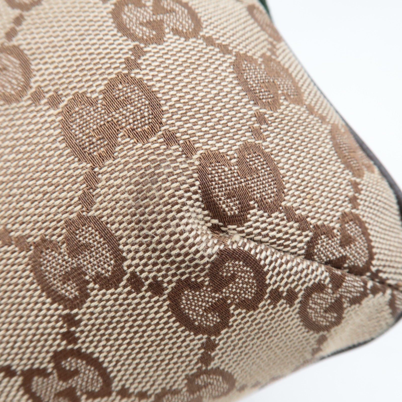 GUCCI GG Canvas Sherry Shoulder Bag 189749