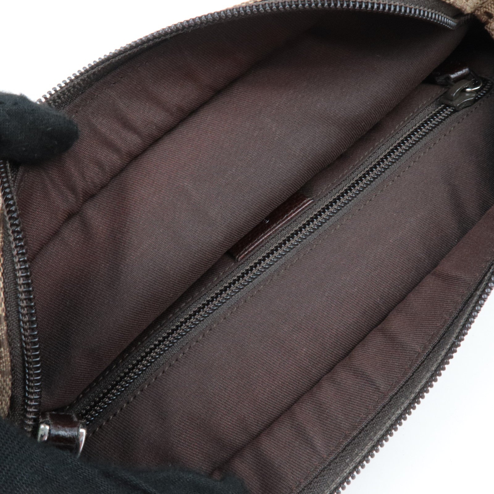 GUCCI GG Canvas Sherry Shoulder Bag 189749