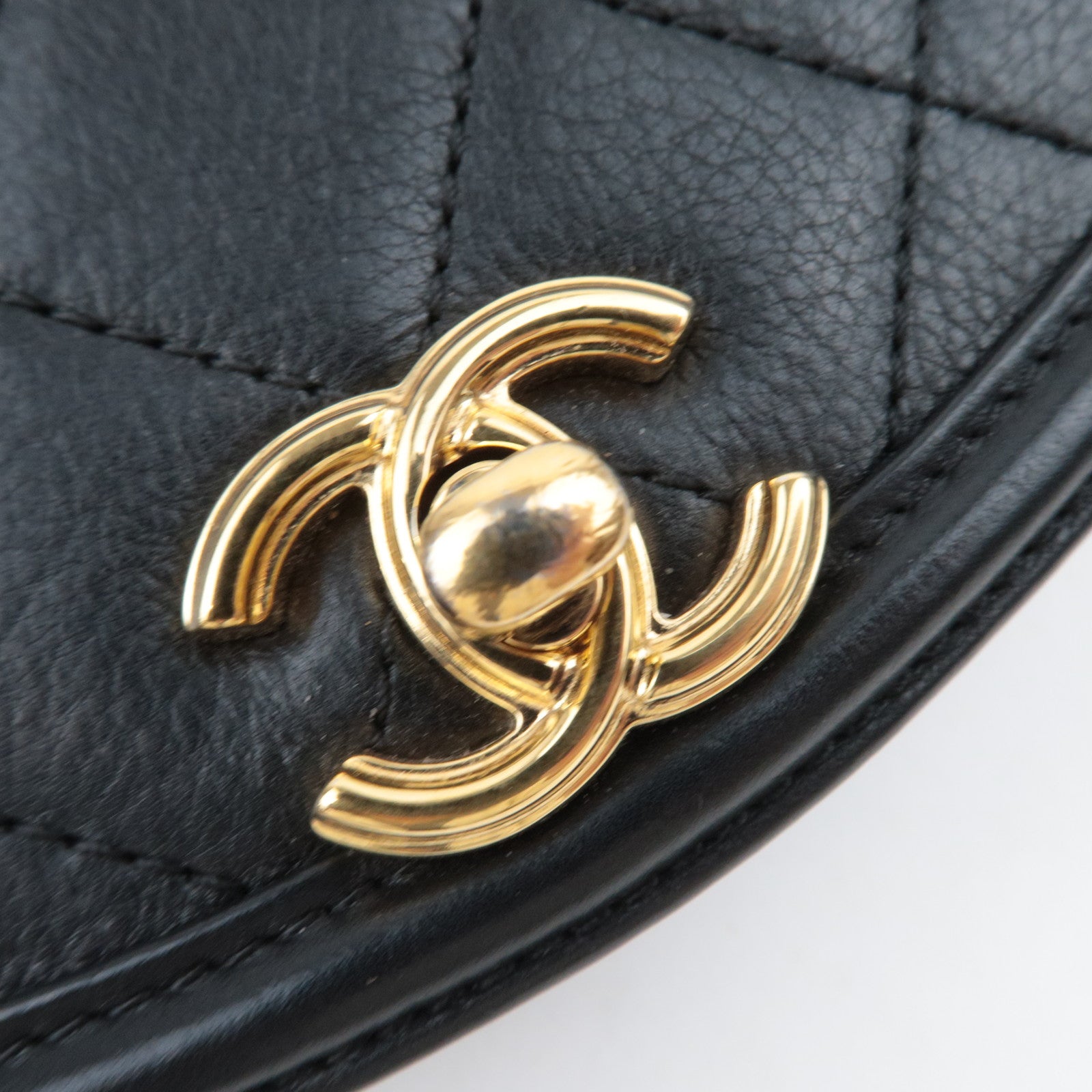 CHANEL Matelasse Leather Chain Waist Bag/Shoulder Bag Black