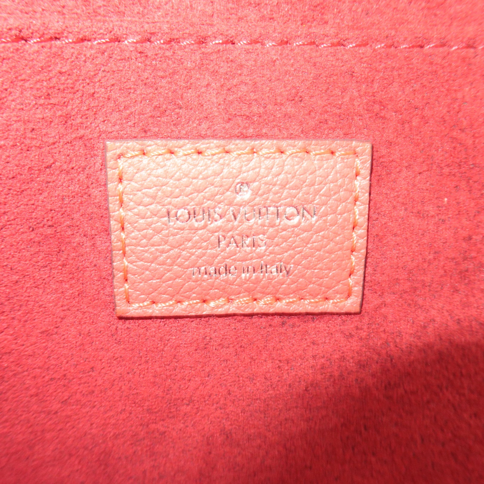 Louis Vuitton Pochette Jour PM Taurillon Leather Clutch Bag Rouge R99586