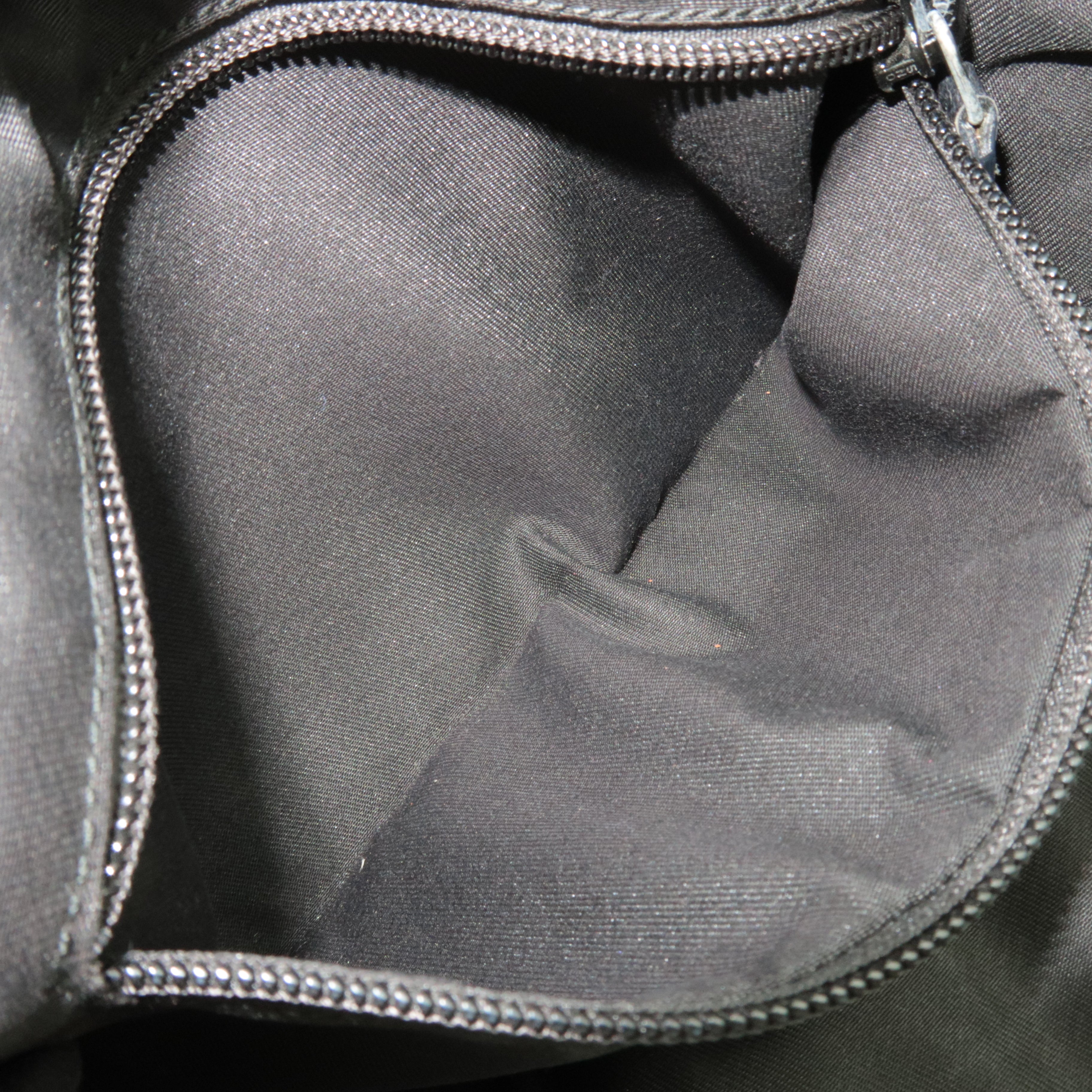 GUCCI Sherry GG Canvas Shoulder Bag Black 181092