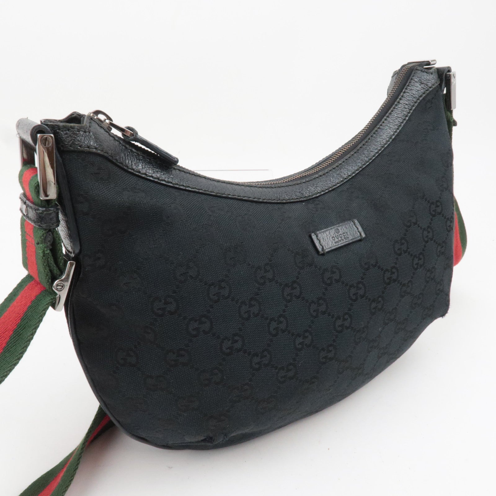 GUCCI Sherry GG Canvas Shoulder Bag Black 181092