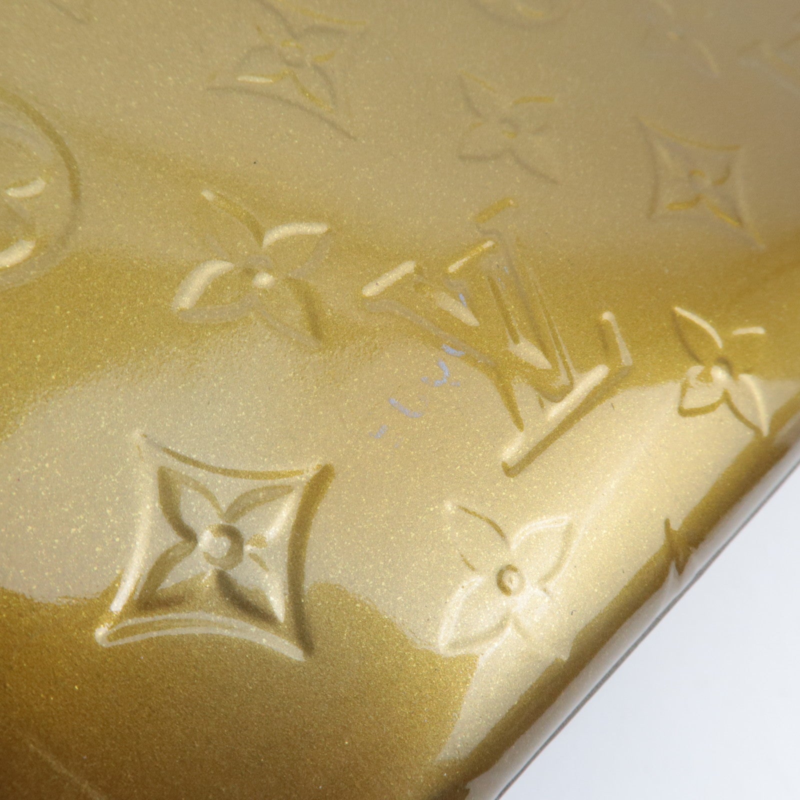 Louis Vuitton Monogram Vernis Wilshire MM Gris Art Deco M91648