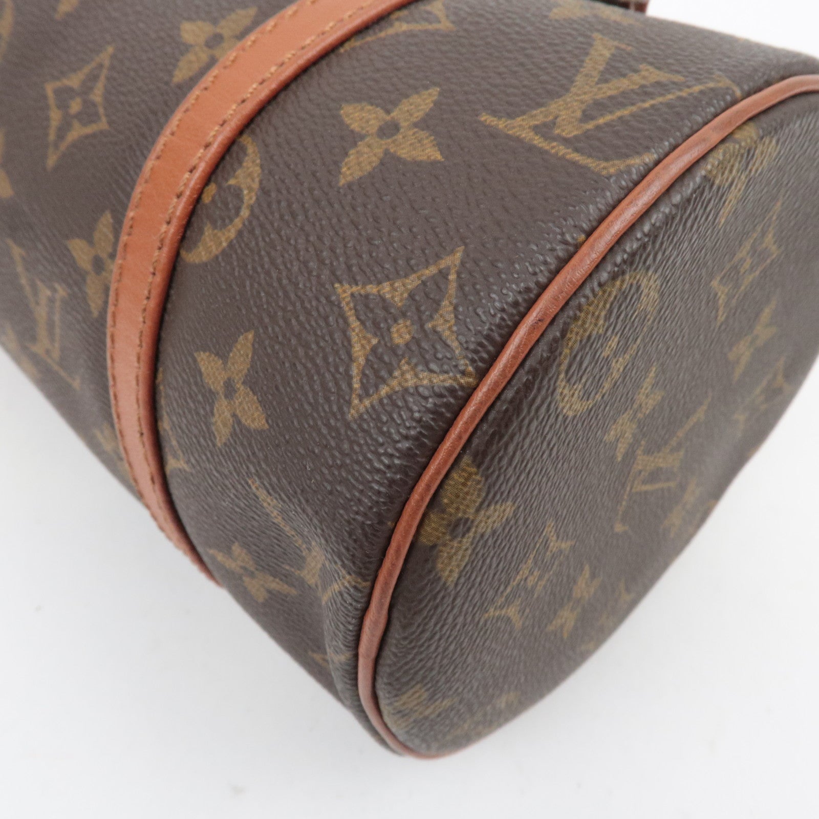 Louis Vuitton Monogram Papillon 26 Shoulder bag M51366