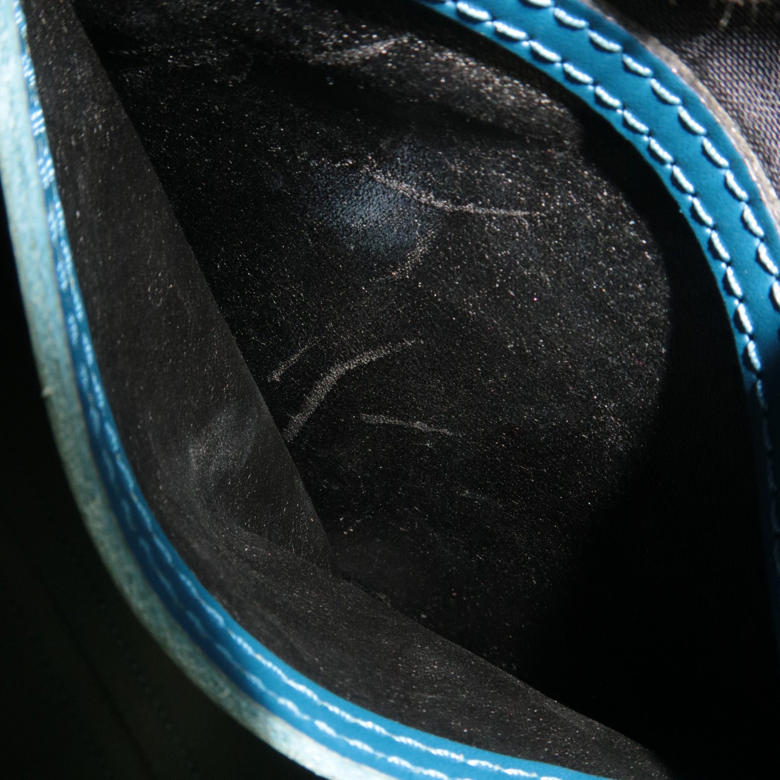 Louis Vuitton Epi Speedy 25 Handbag Toledo Blue M43015