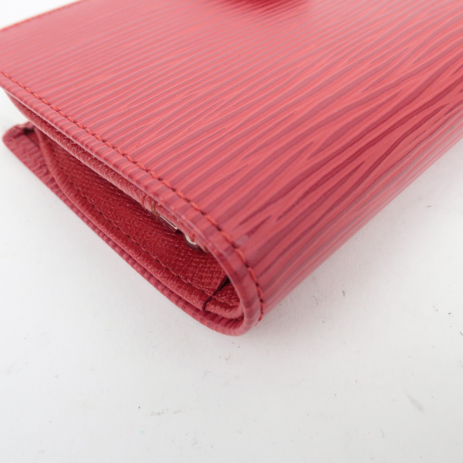 Louis Vuitton Epi Porte Monnaie Viennois Wallet Rouge M6327E