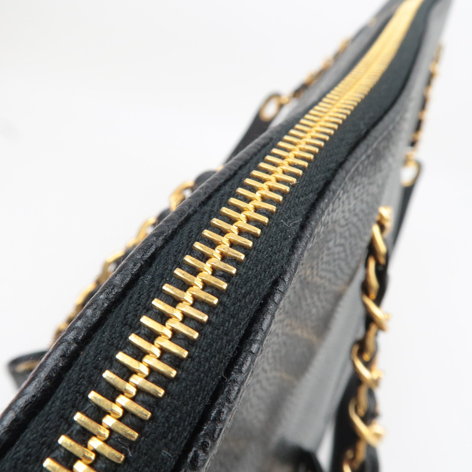 CHANEL Coco Mark Caviarskin Chain Tote Bag Black Gold HDW