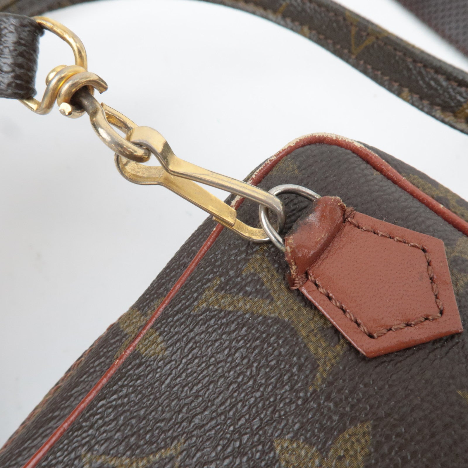 Louis Vuitton Monogram Danube Shoulder bag Old Model 3552