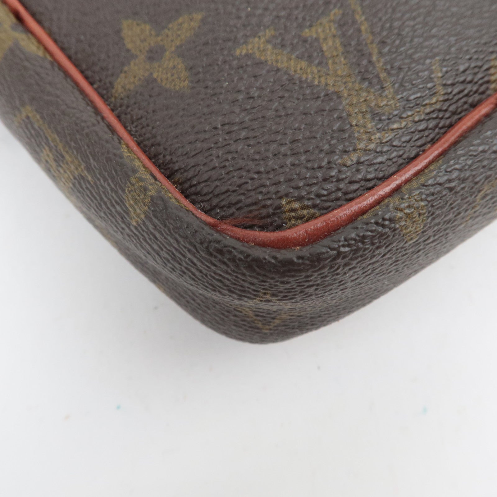 Louis Vuitton Monogram Danube Shoulder bag Old Model 3552