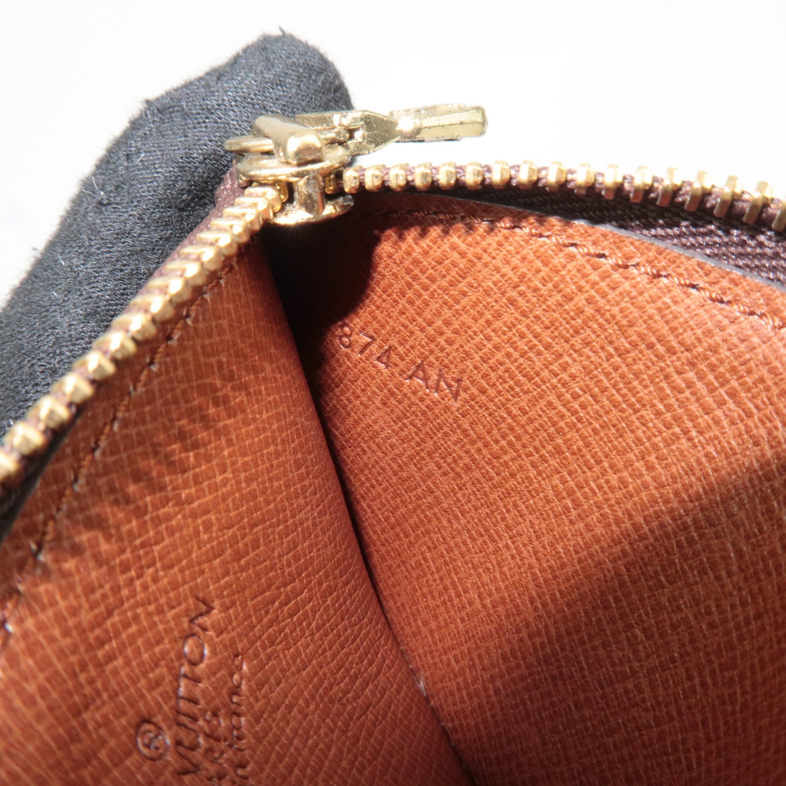 Louis Vuitton Monogram Etui Crepia Coin Case M62690