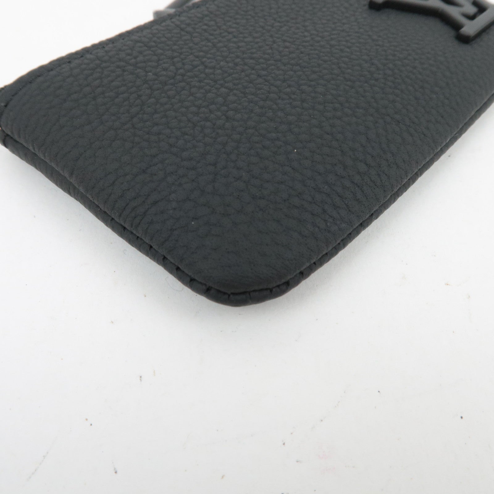 Louis Vuitton Aerogram Pochette Cles Coin Case Noir M81031