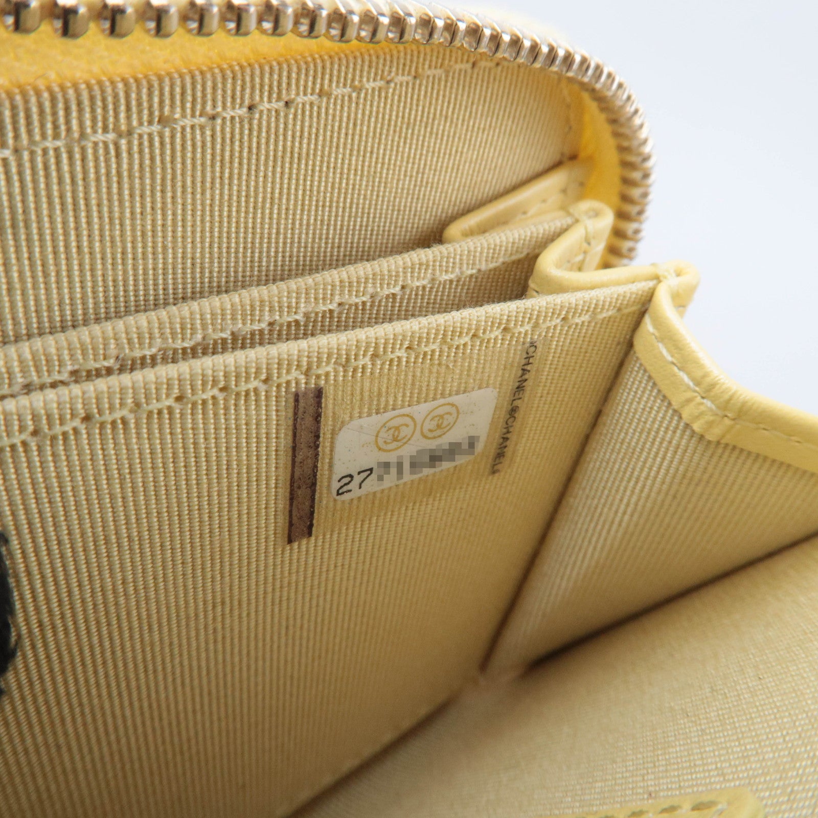 CHANEL Matelasse Shiny Caviarskin Coin Case Yellow