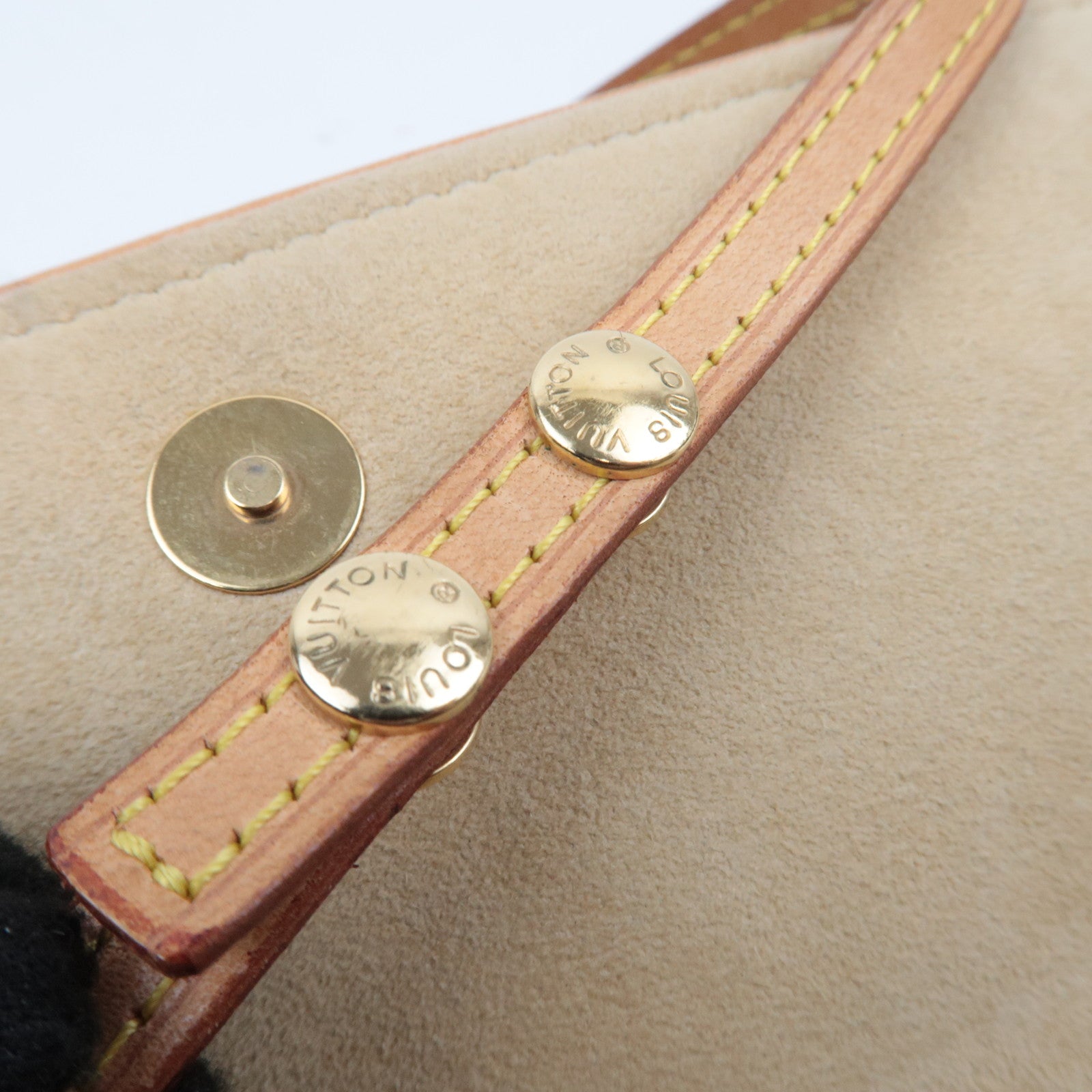 Louis Vuitton Monogram Pochette Twin GM Shoulder Bag M51852