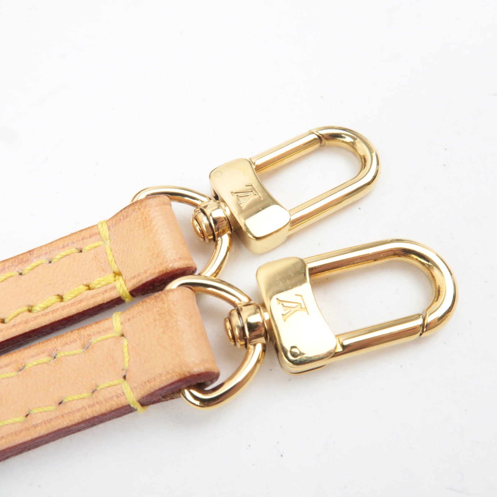 Louis Vuitton Monogram Alma BB 2Way Handbag M53152