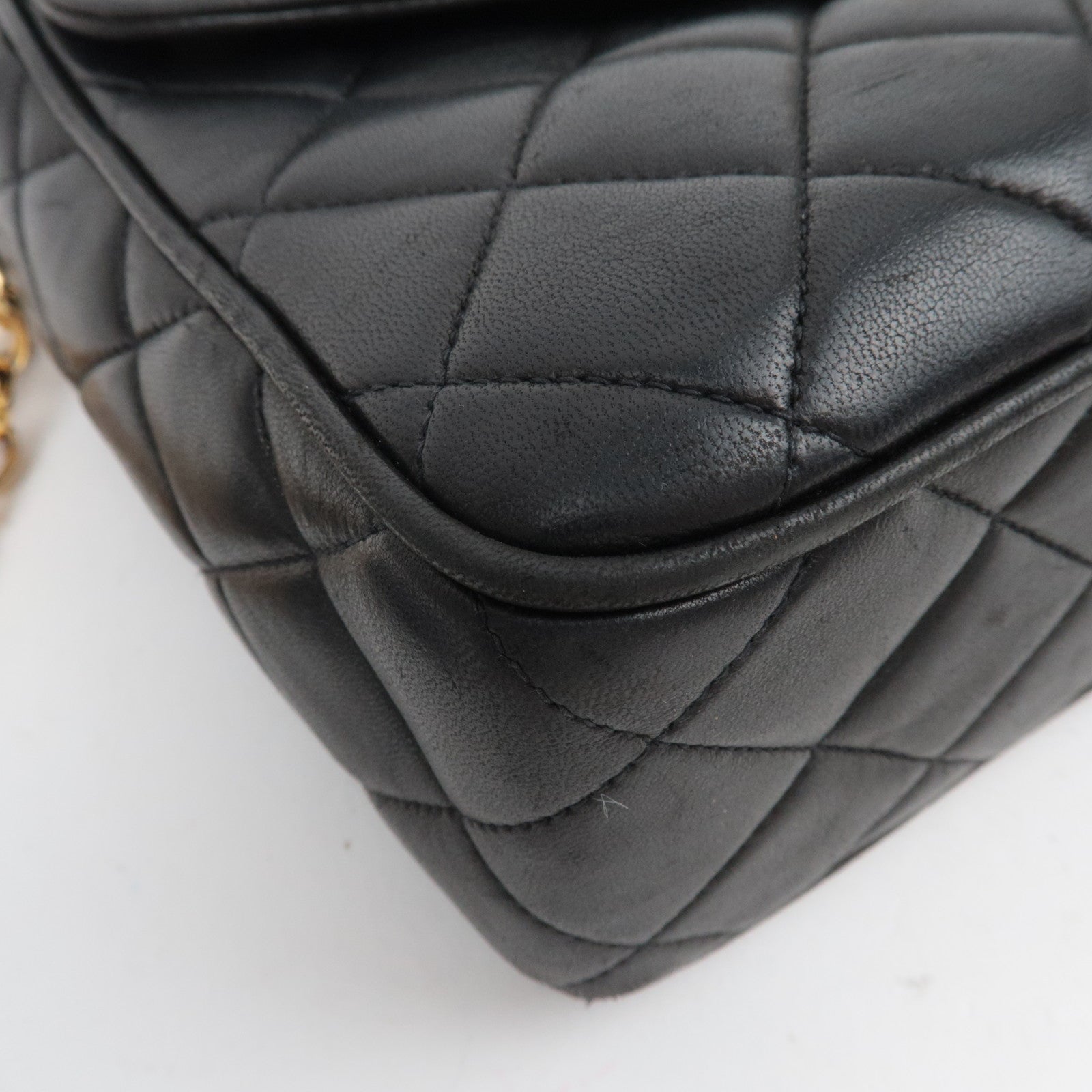 CHANEL Matelasse Diana Lambskin Flap Chain Shoulder Bag Black