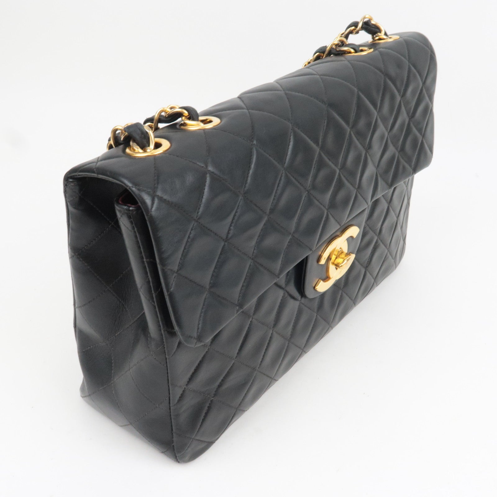 CHANEL Maxi Matelasse 34 Lambskin Chain Shoulder Bag Black Gold HDW