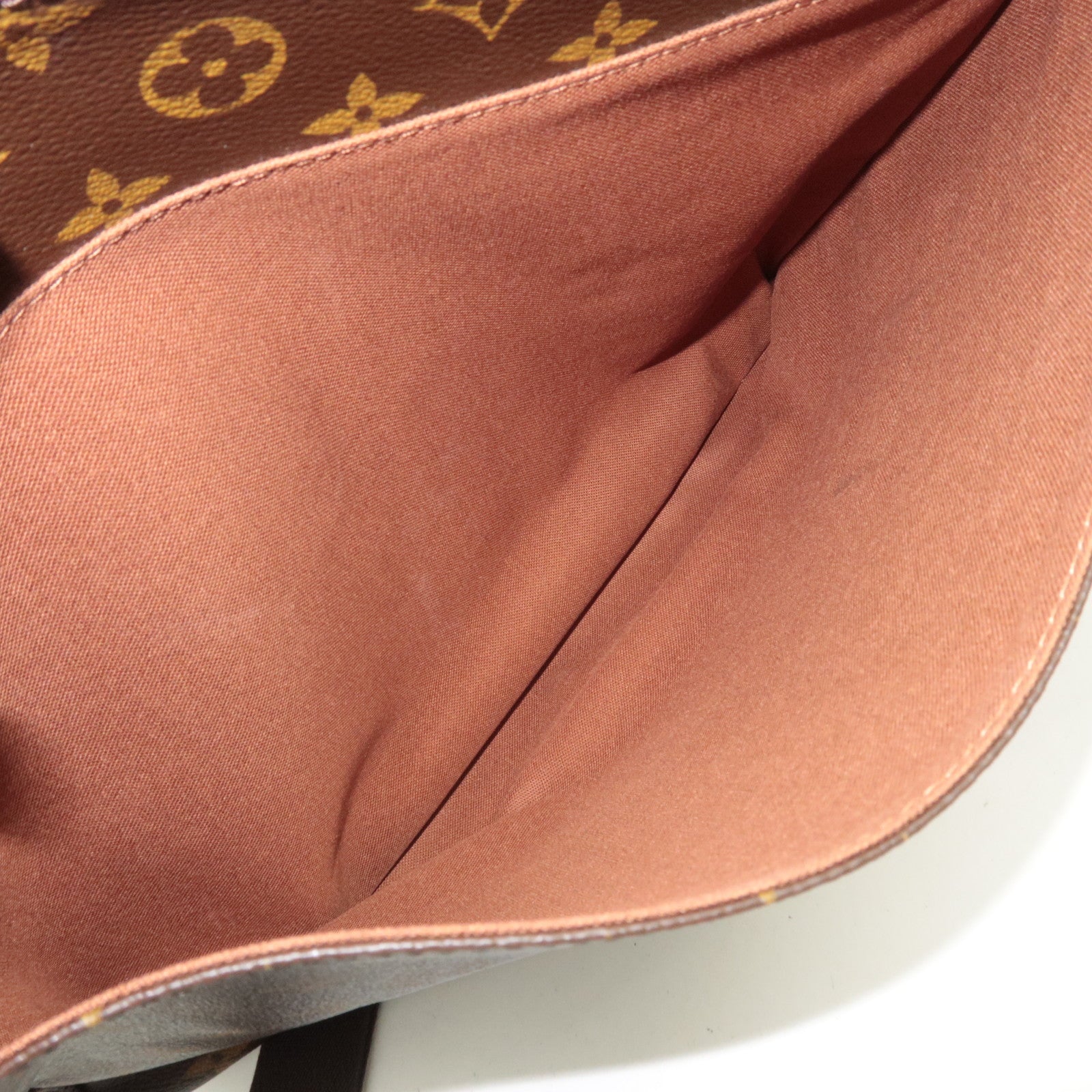 Louis Vuitton Monogram Messenger Beaubourg MM Shoulder Bag M97038