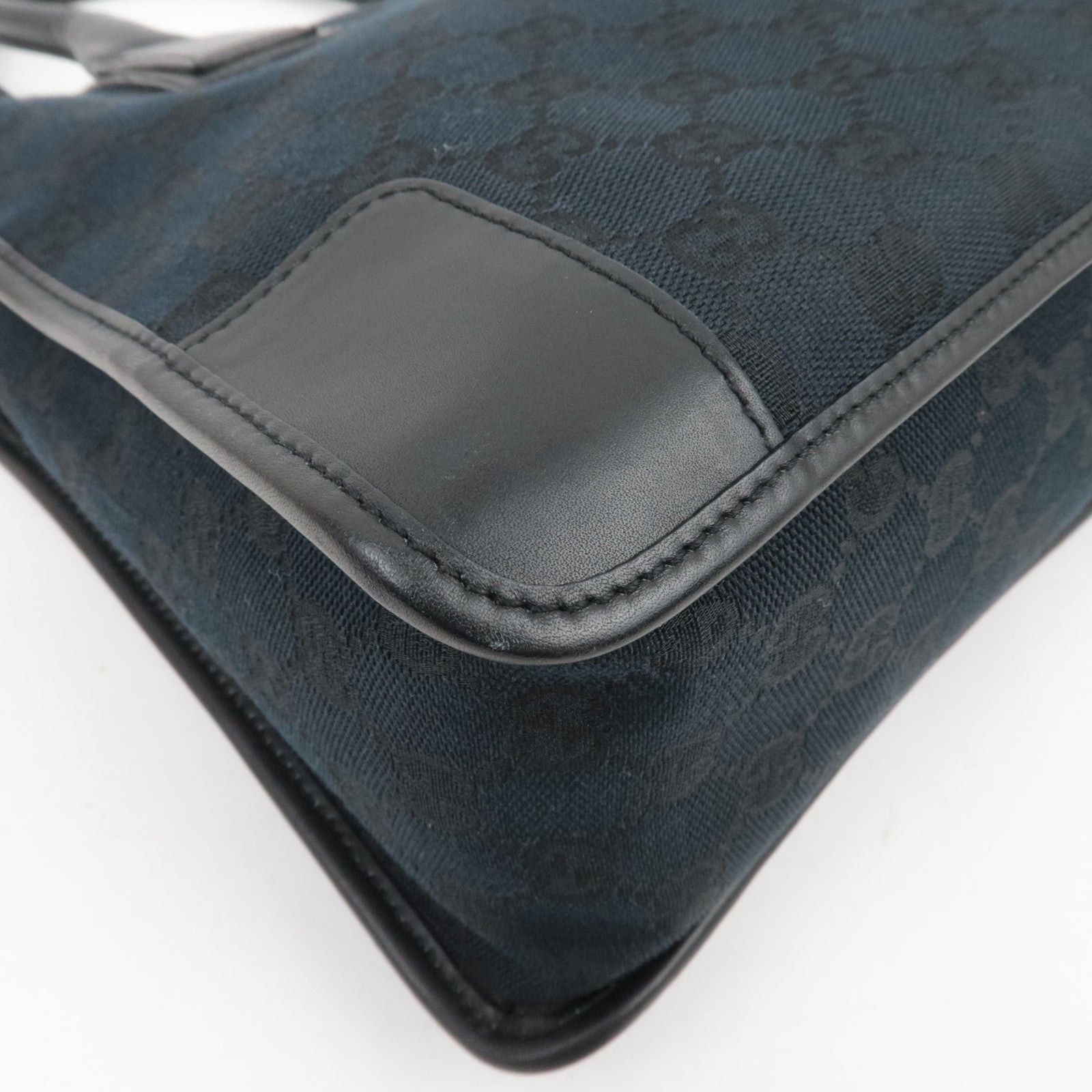 GUCCI GG Canvas Handbag Black 000.0855