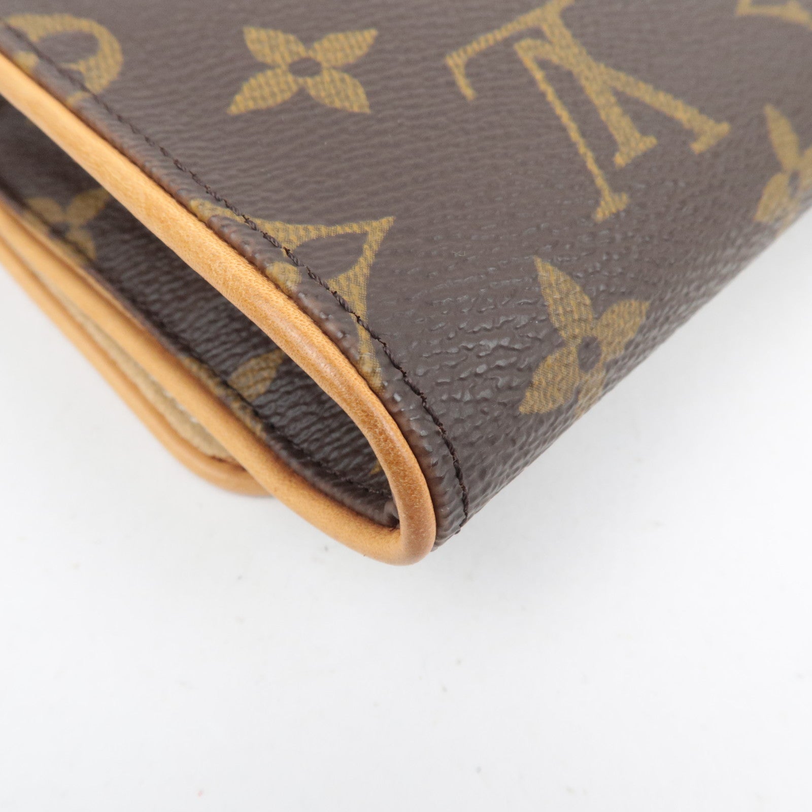 Louis Vuitton Monogram Pochette Twin GM M51852