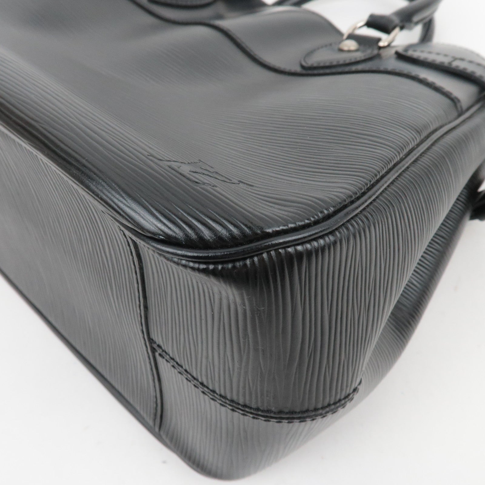 Louis Vuitton Epi Passy PM Handbag Noir M59262