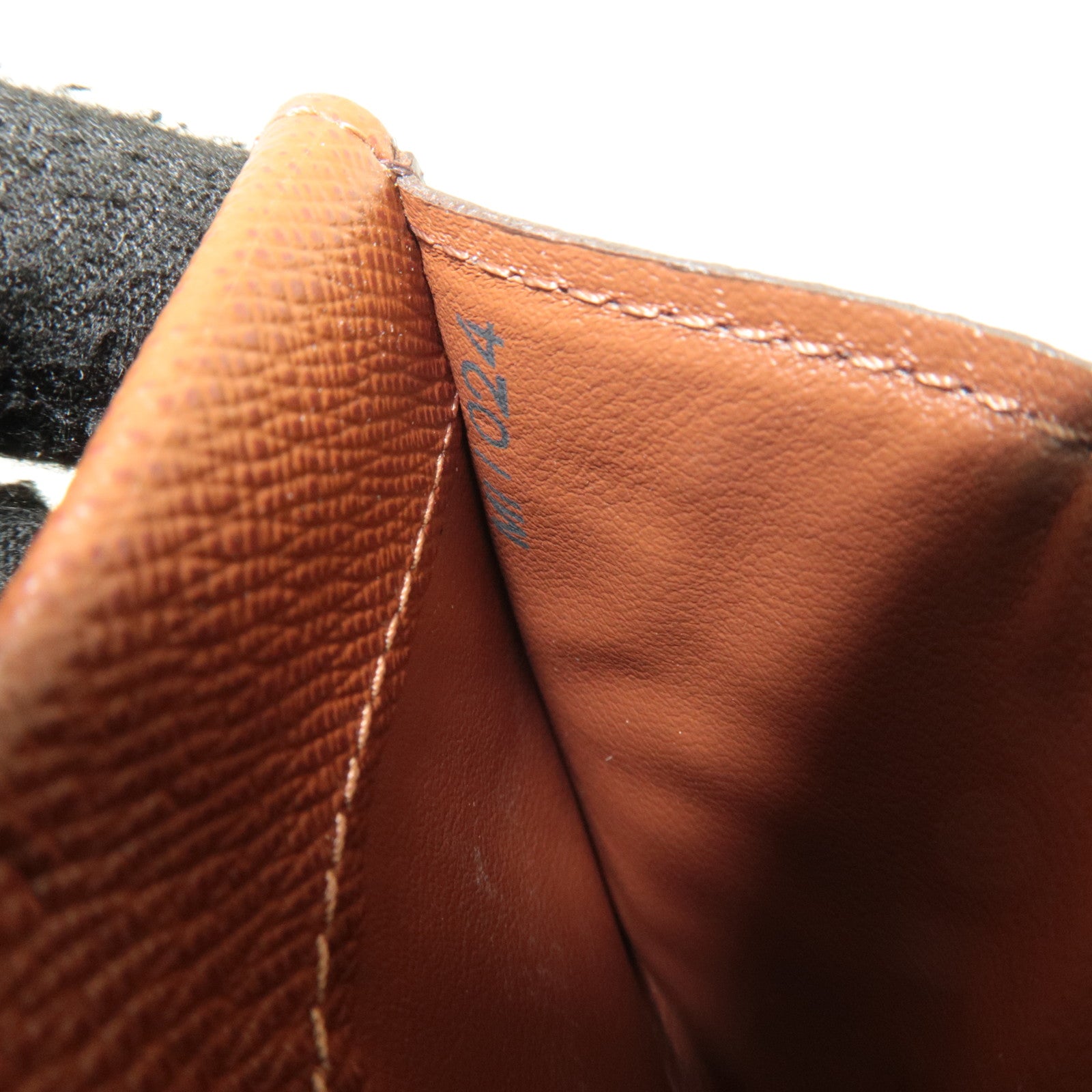 Louis Vuitton Monogram Porte Monnaie Plat Coin Purse M61930