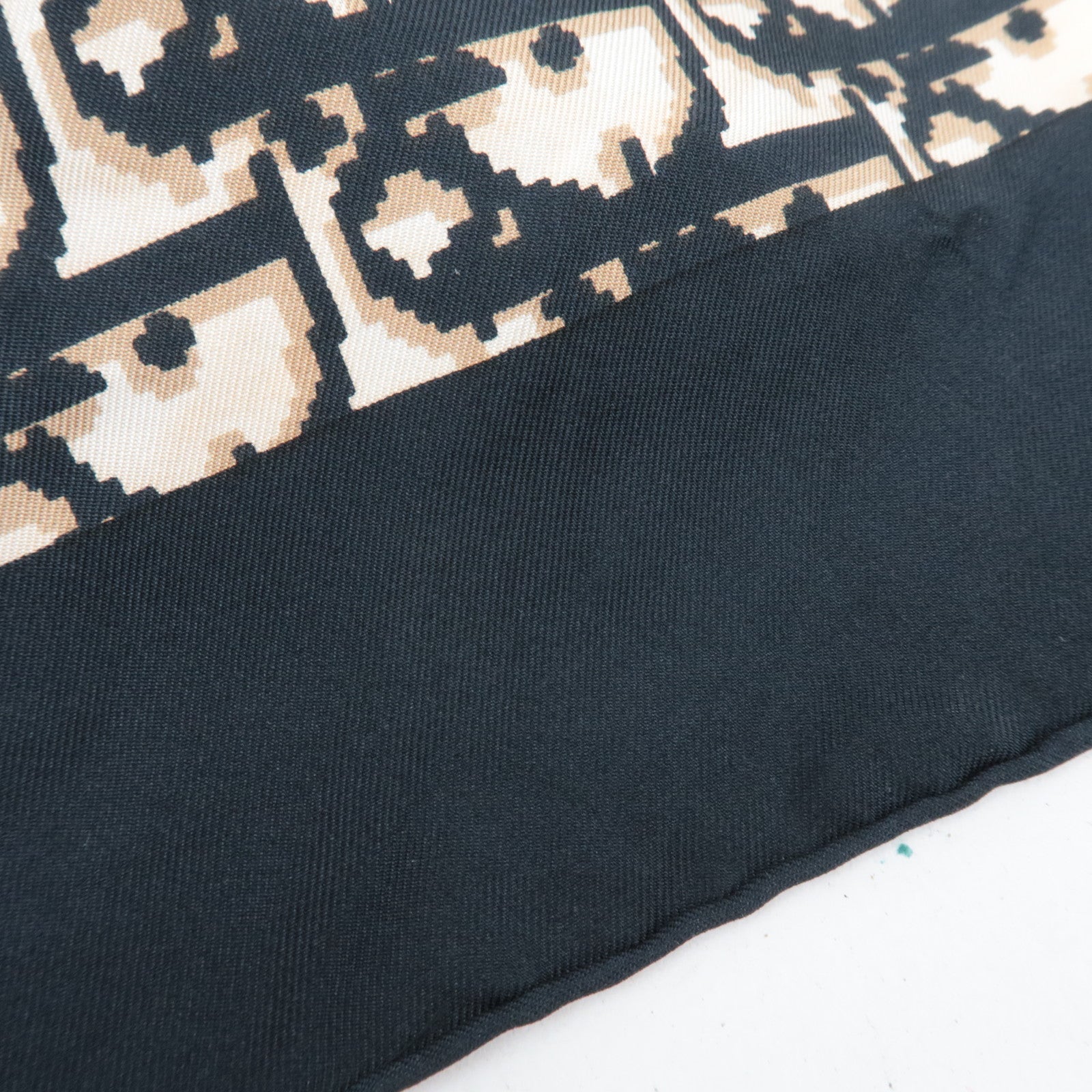 Christian Dior Trotter Scarf 100% Silk Navy Beige