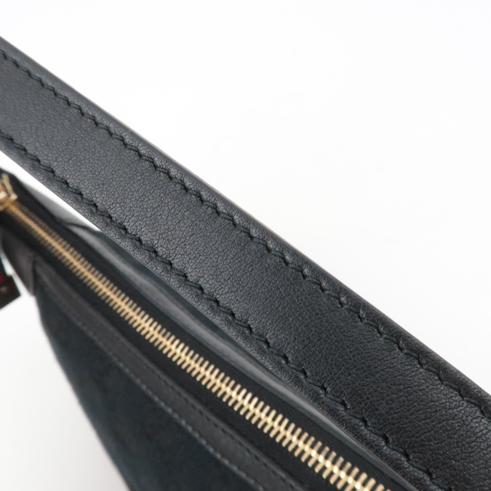 GUCCI Sherry GG Canvas Shoulder Bag Black 224093