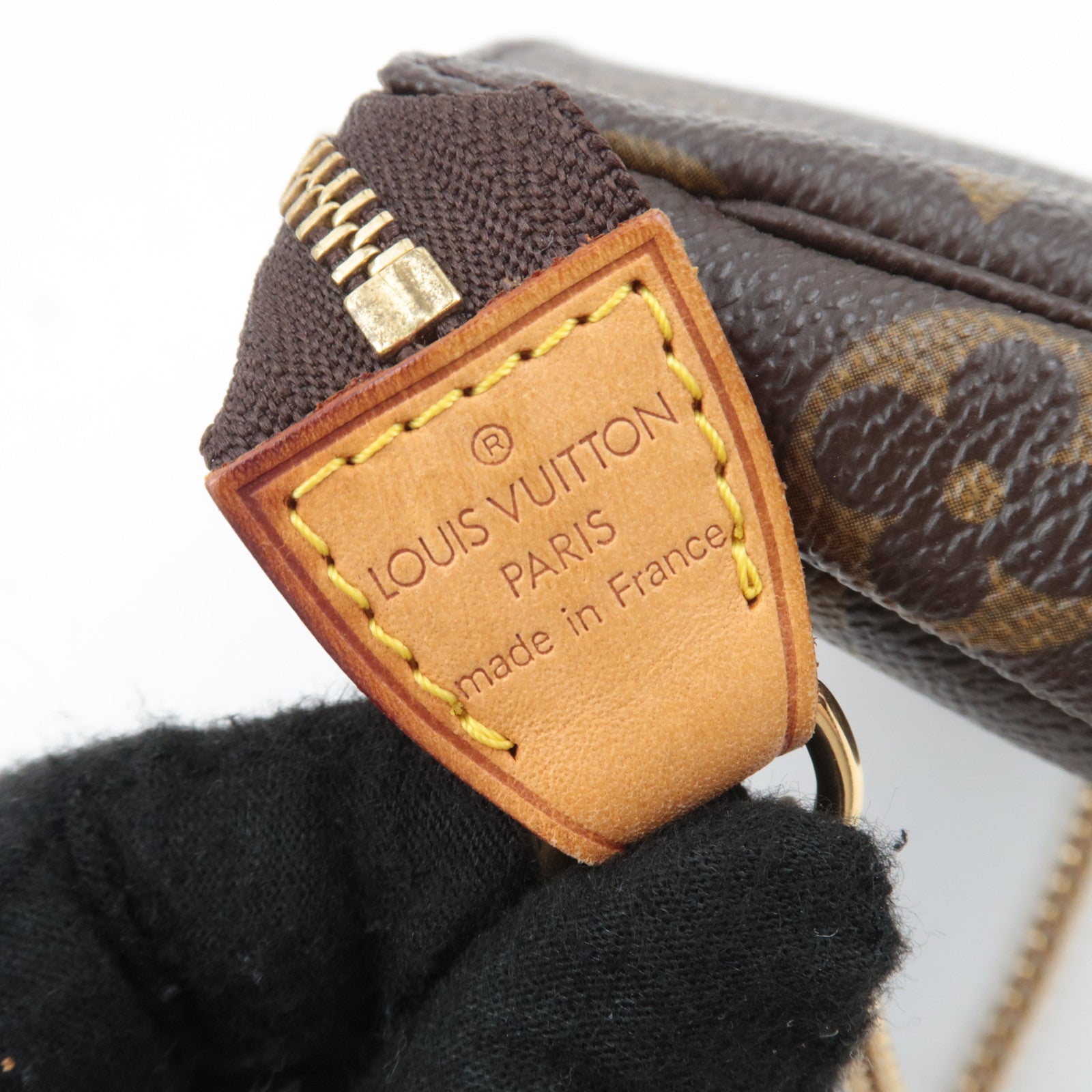 Louis Vuitton Monogram Mini Pochette Accessoires Mini Bag M58009