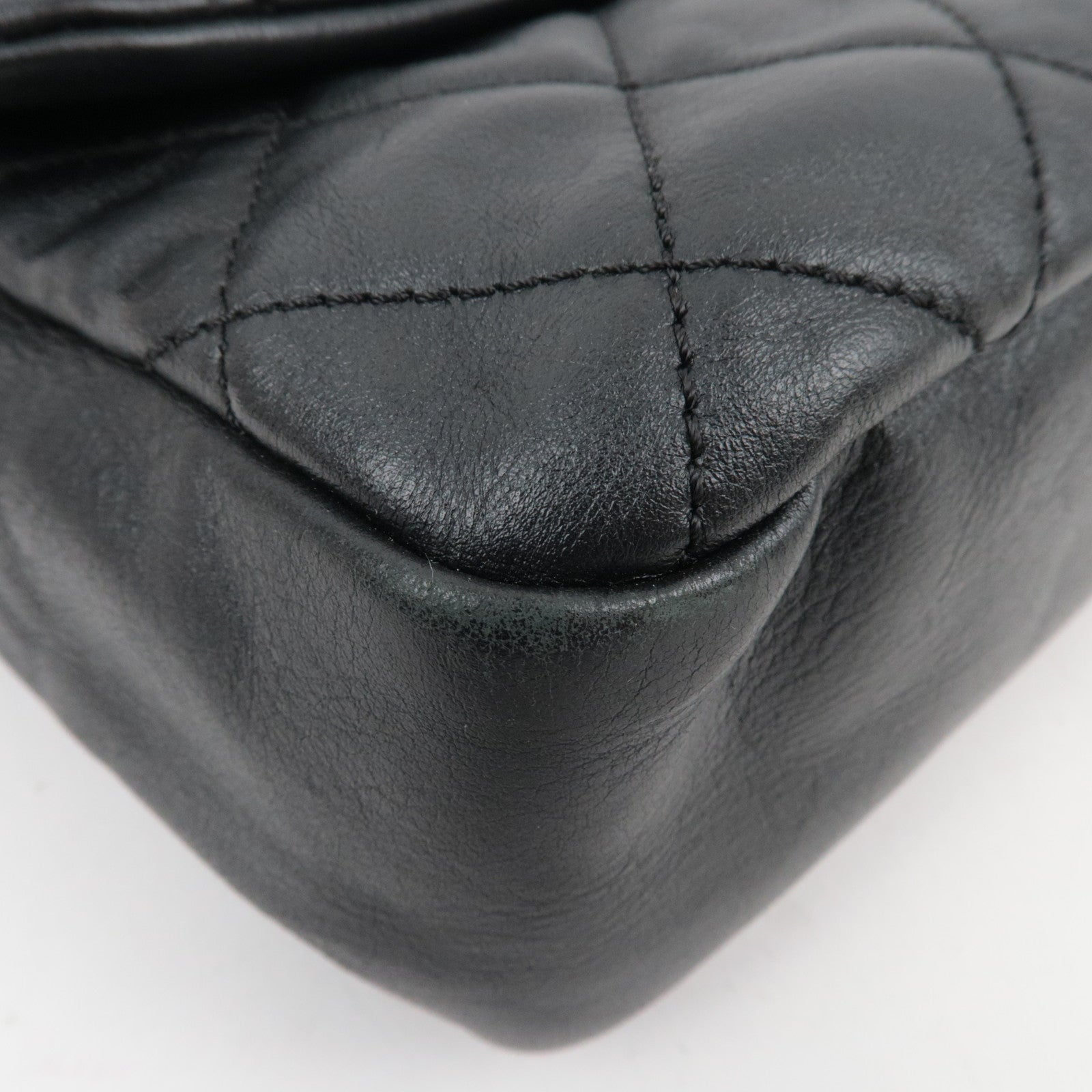 CHANEL Matelasse Lambskin Chain Shoulder Bag Black Brown Silver HDW