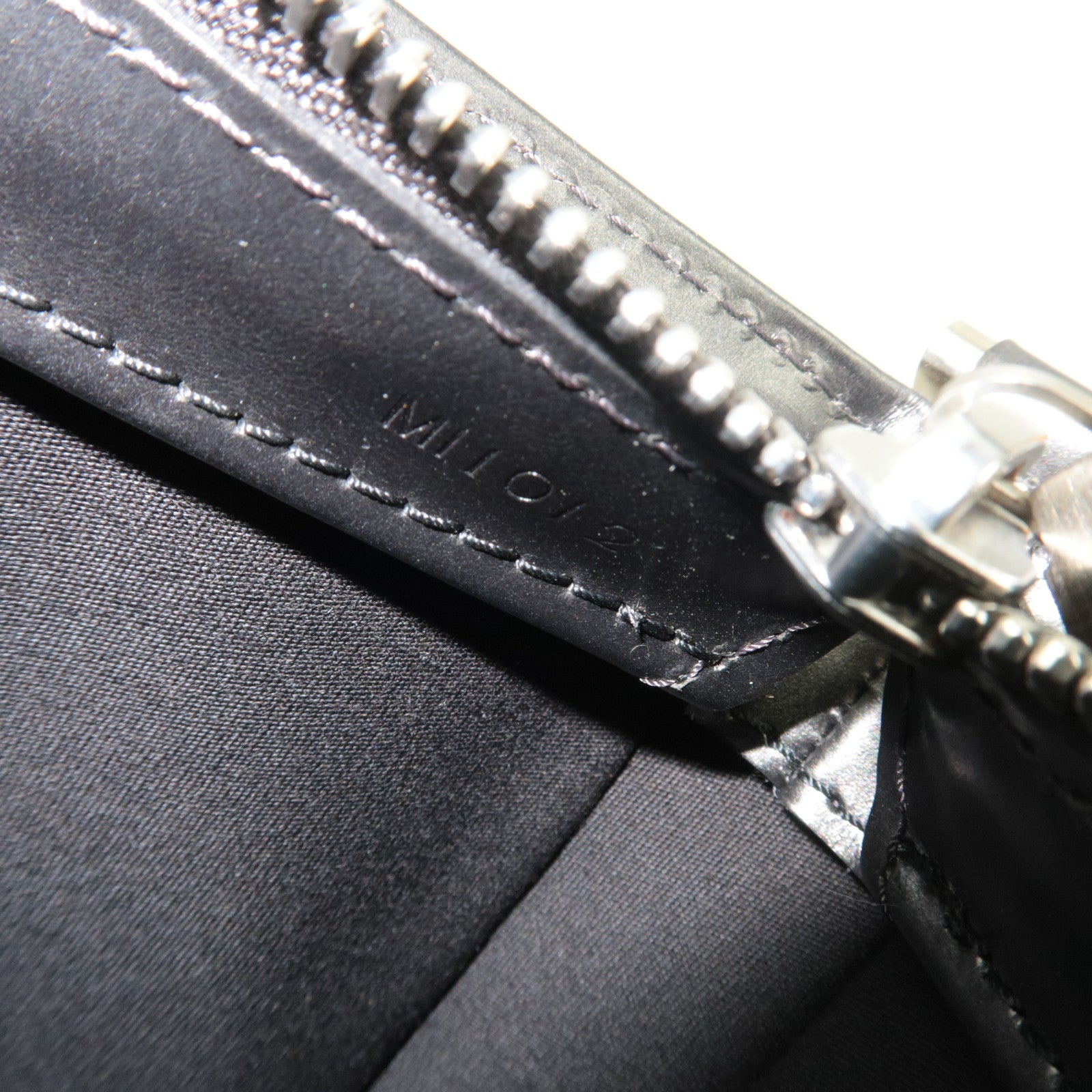 Louis Vuitton Monogram Matte Fowler Handbag Noir M55142