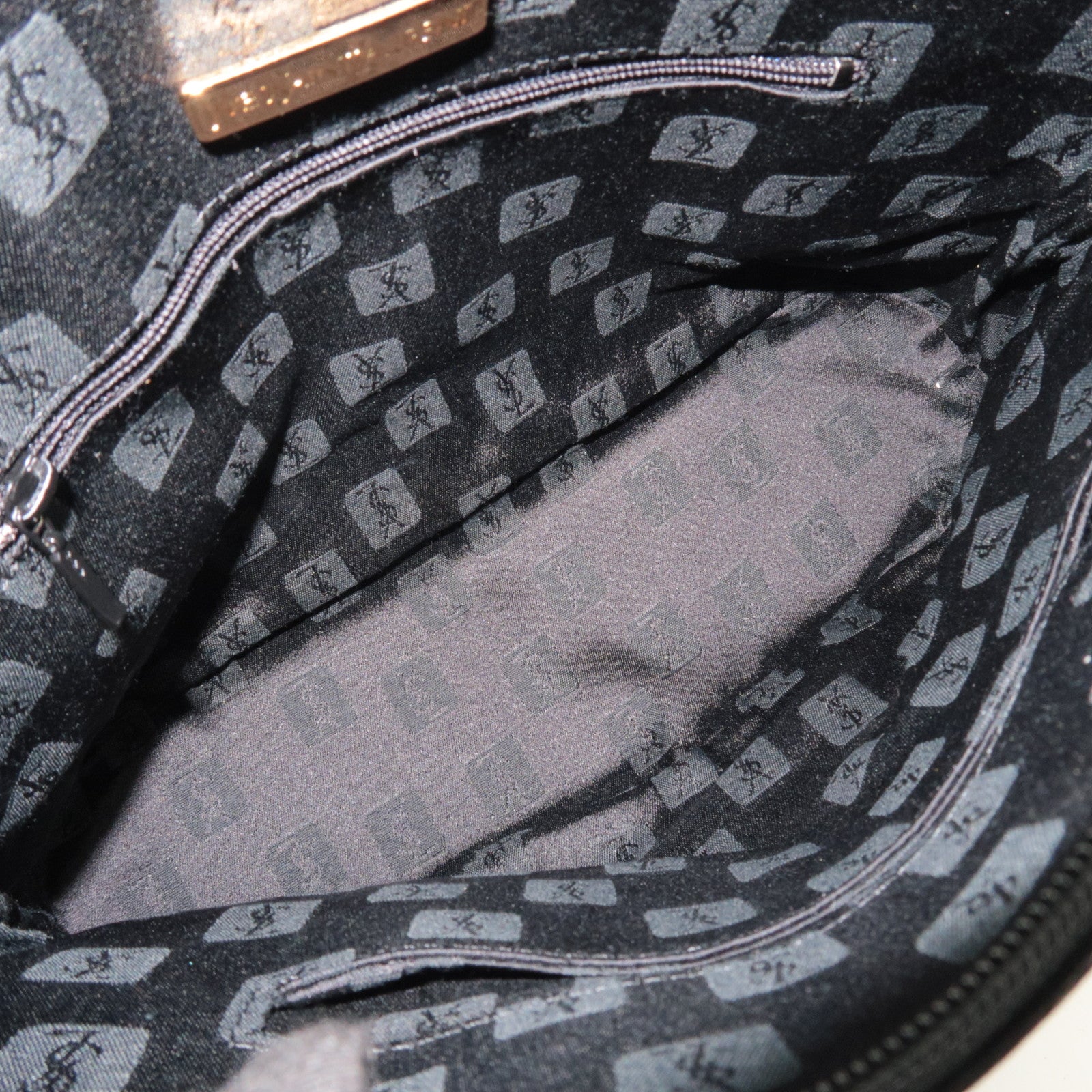 SAINT LAURENT YSL Leather Handbag Black