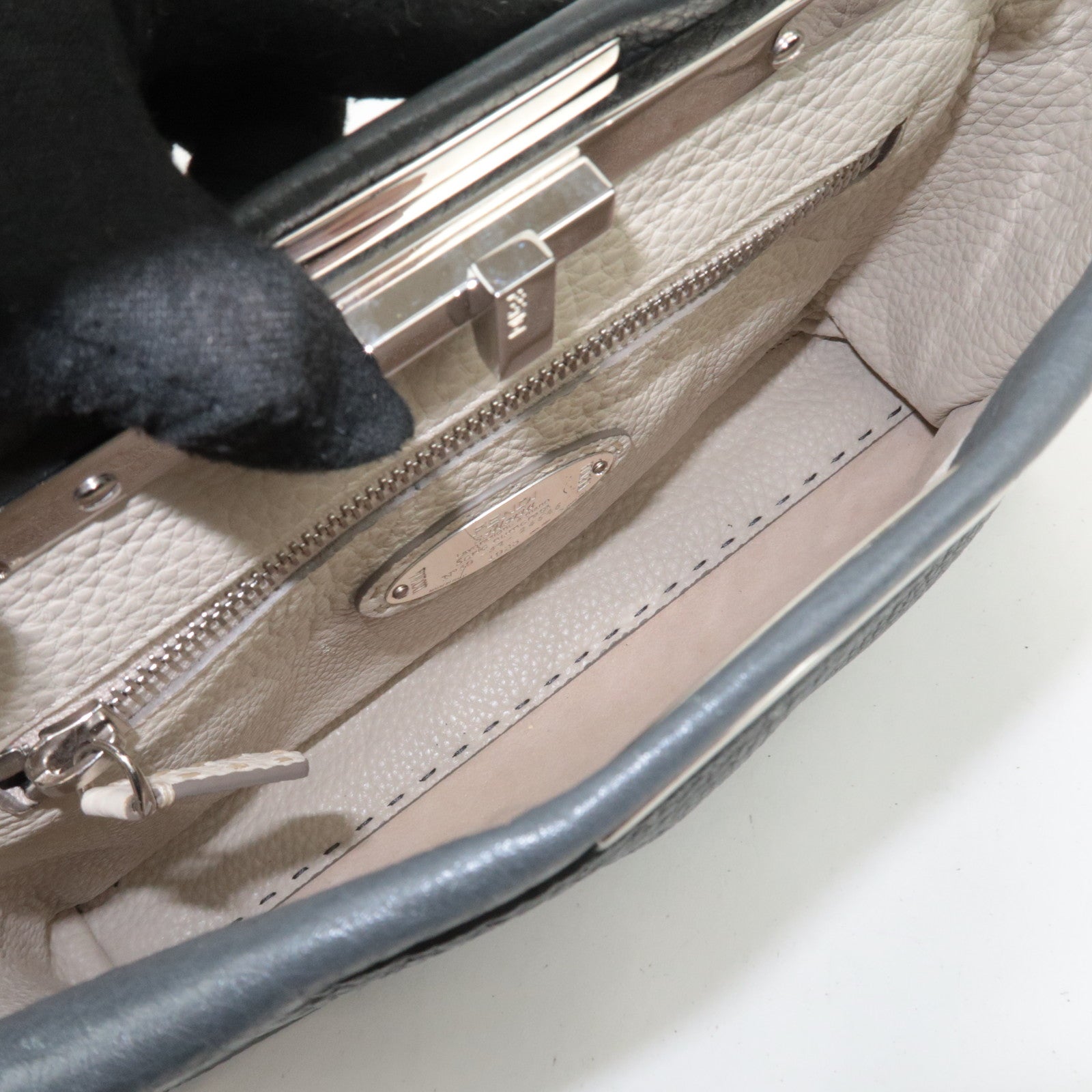 FENDI Selleria Peekaboo Medium 2Way Leather Handbag Gray 8BN226