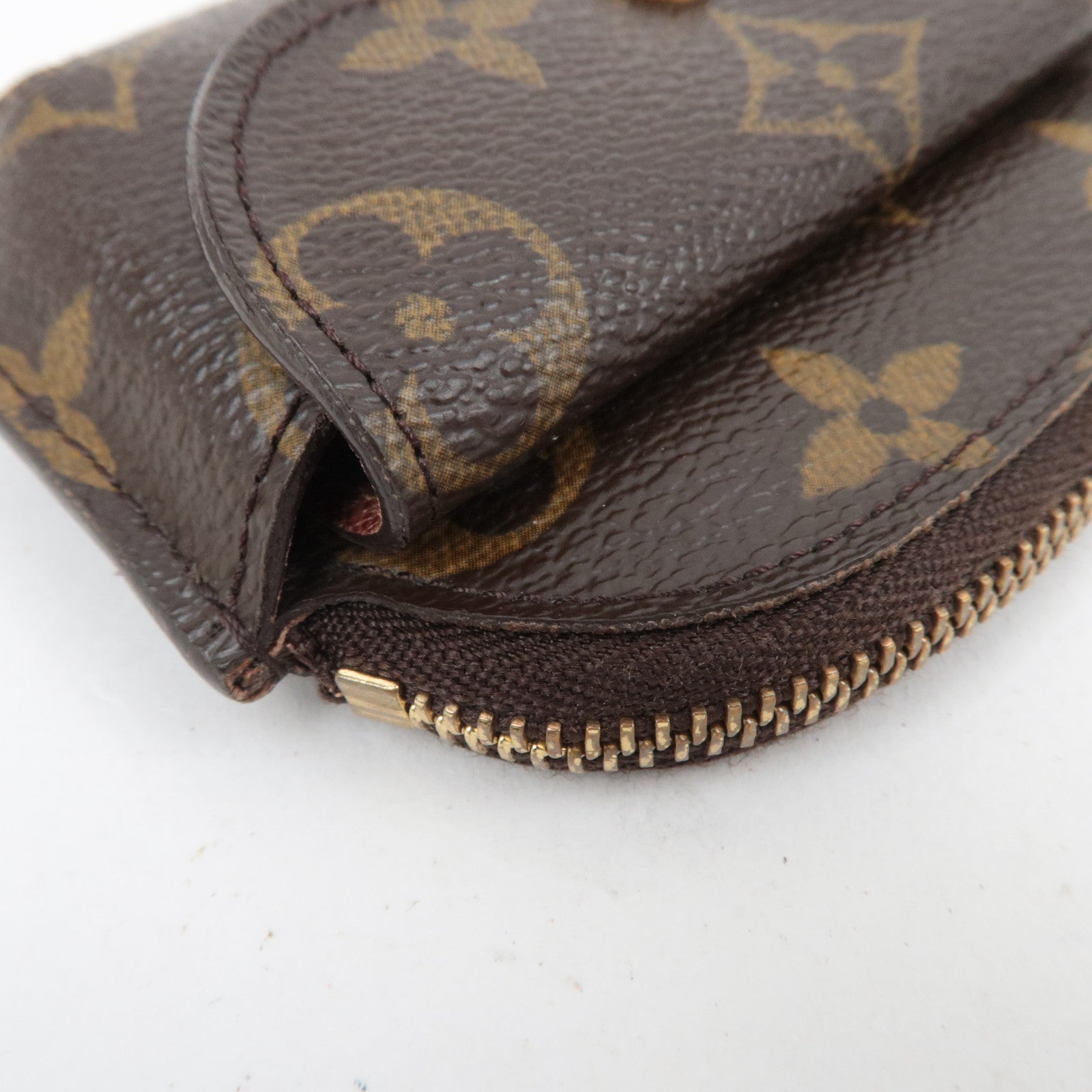Louis Vuitton Monogram Porte Monnaie Shilling Coin Case M60025