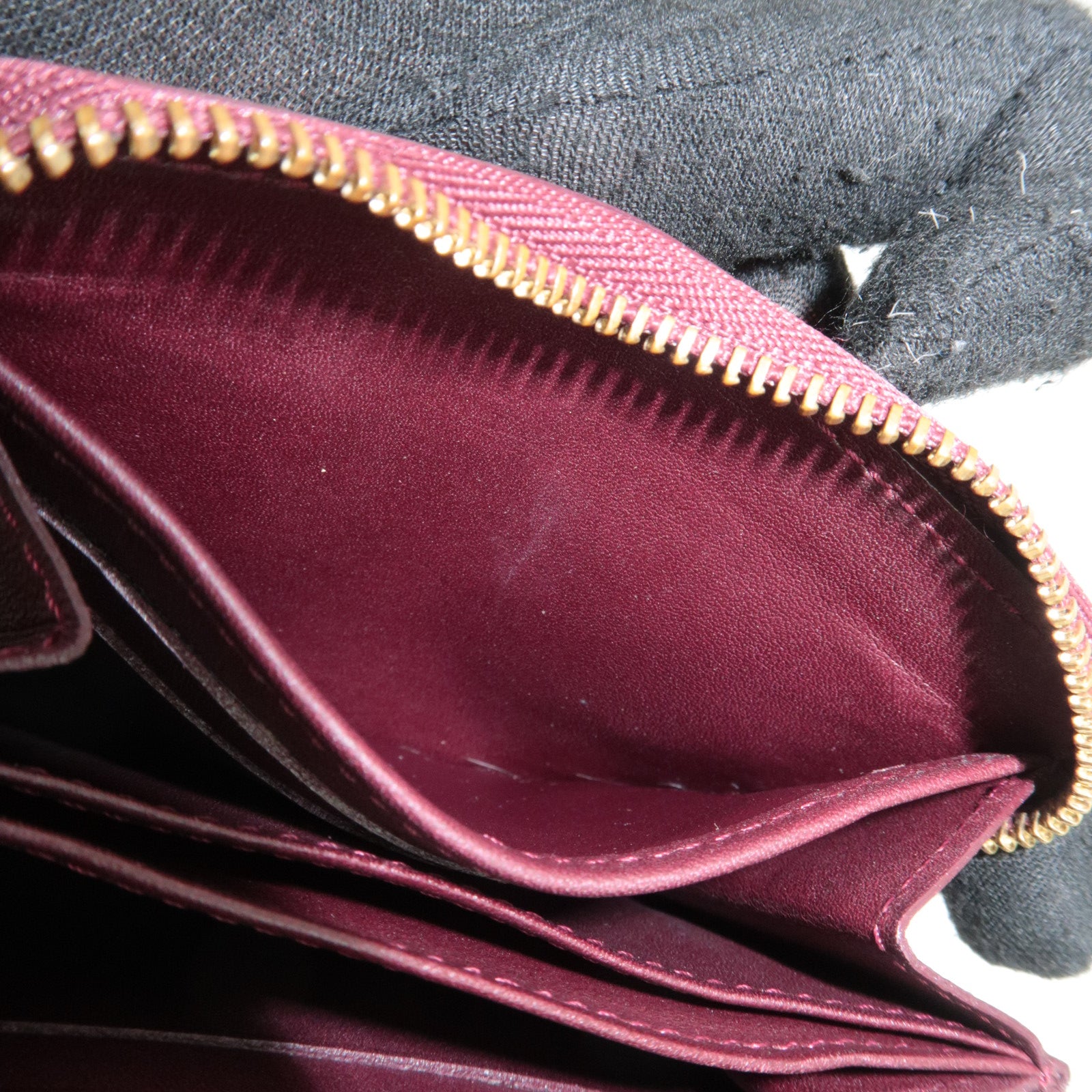 Louis Vuitton Monogram Vernis Zippy Coin Purse Rouge Fauviste M91534