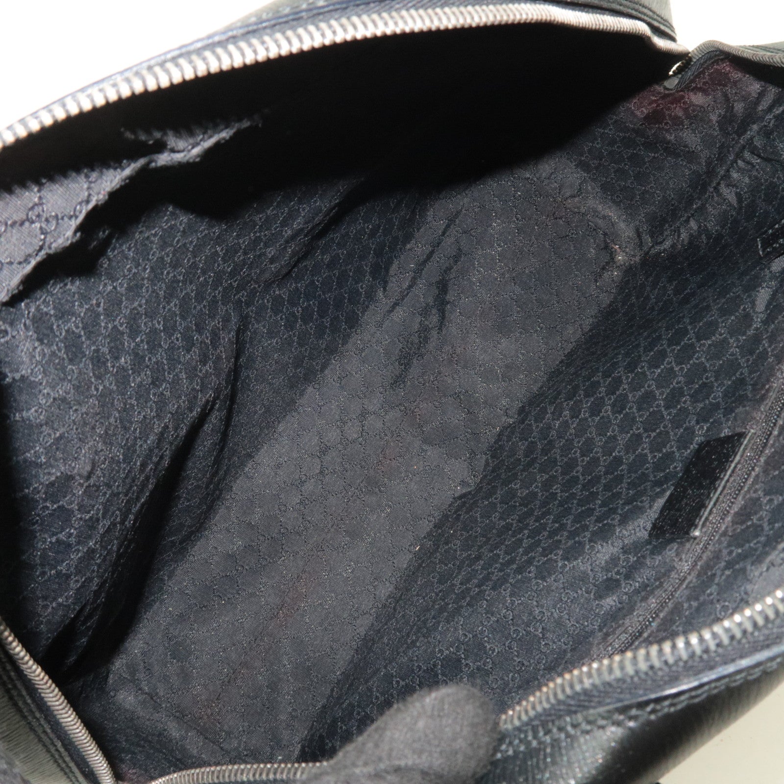 GUCCI Leather Shoulder Bag Black 002.1115