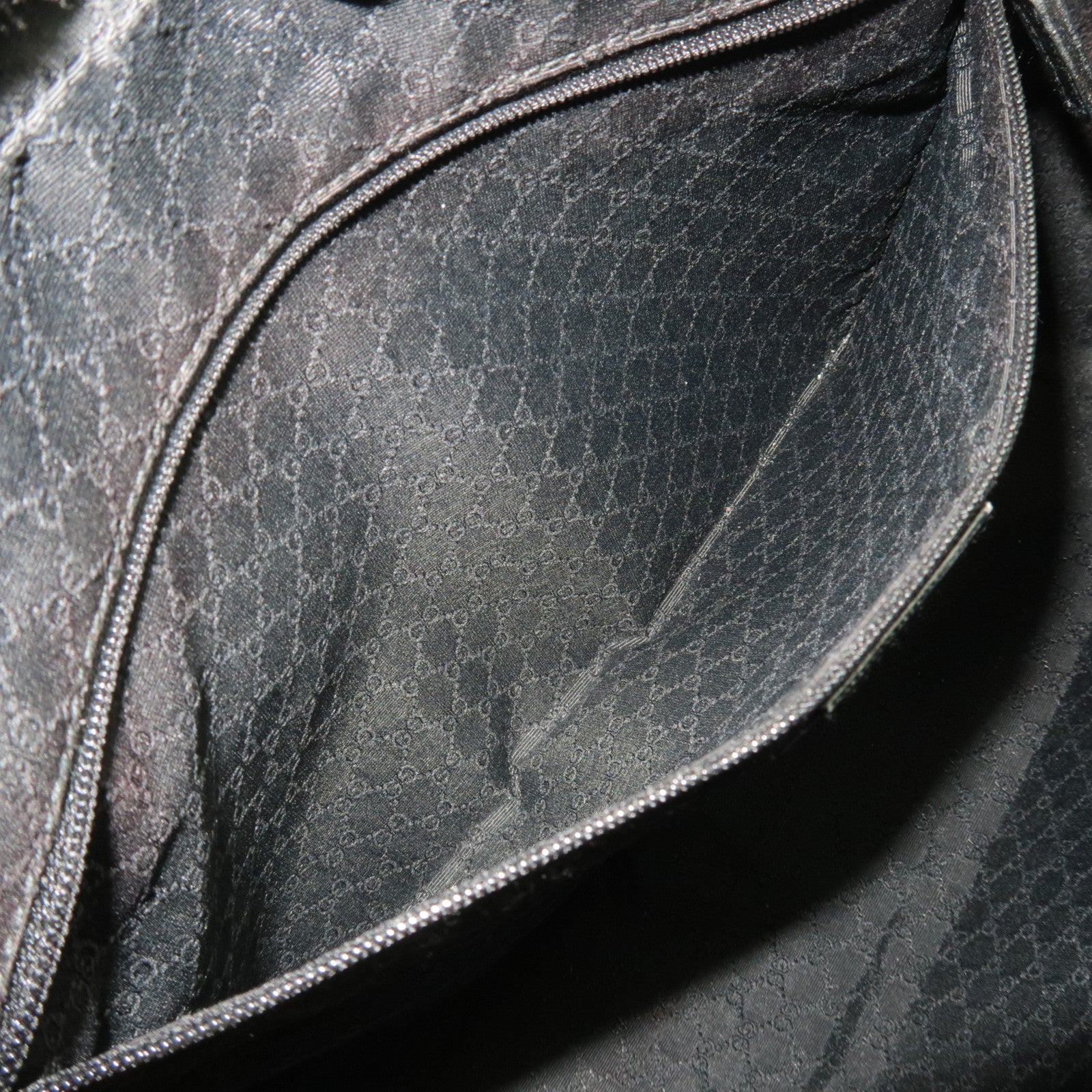 GUCCI Leather Shoulder Bag Black 002.1115