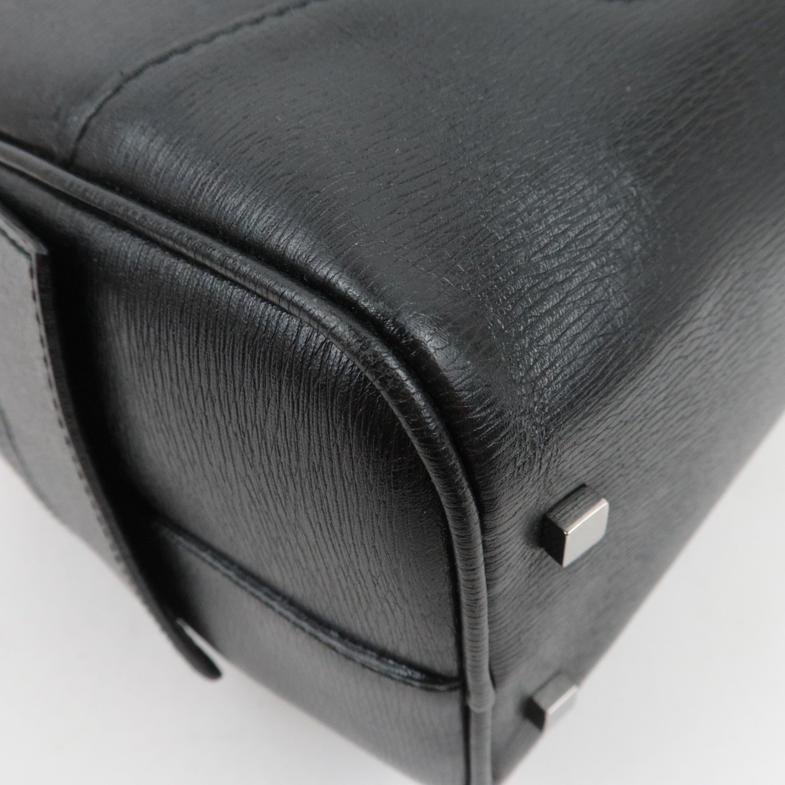 GUCCI Leather Shoulder Bag Black 002.1115