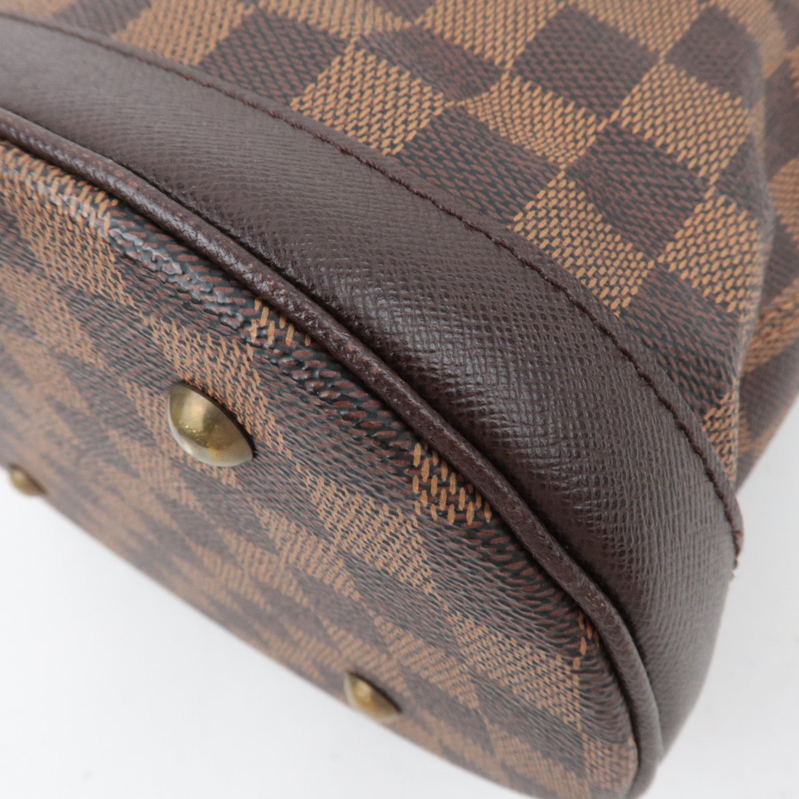 Louis Vuitton Damier Marais Shoulder Bag N42240