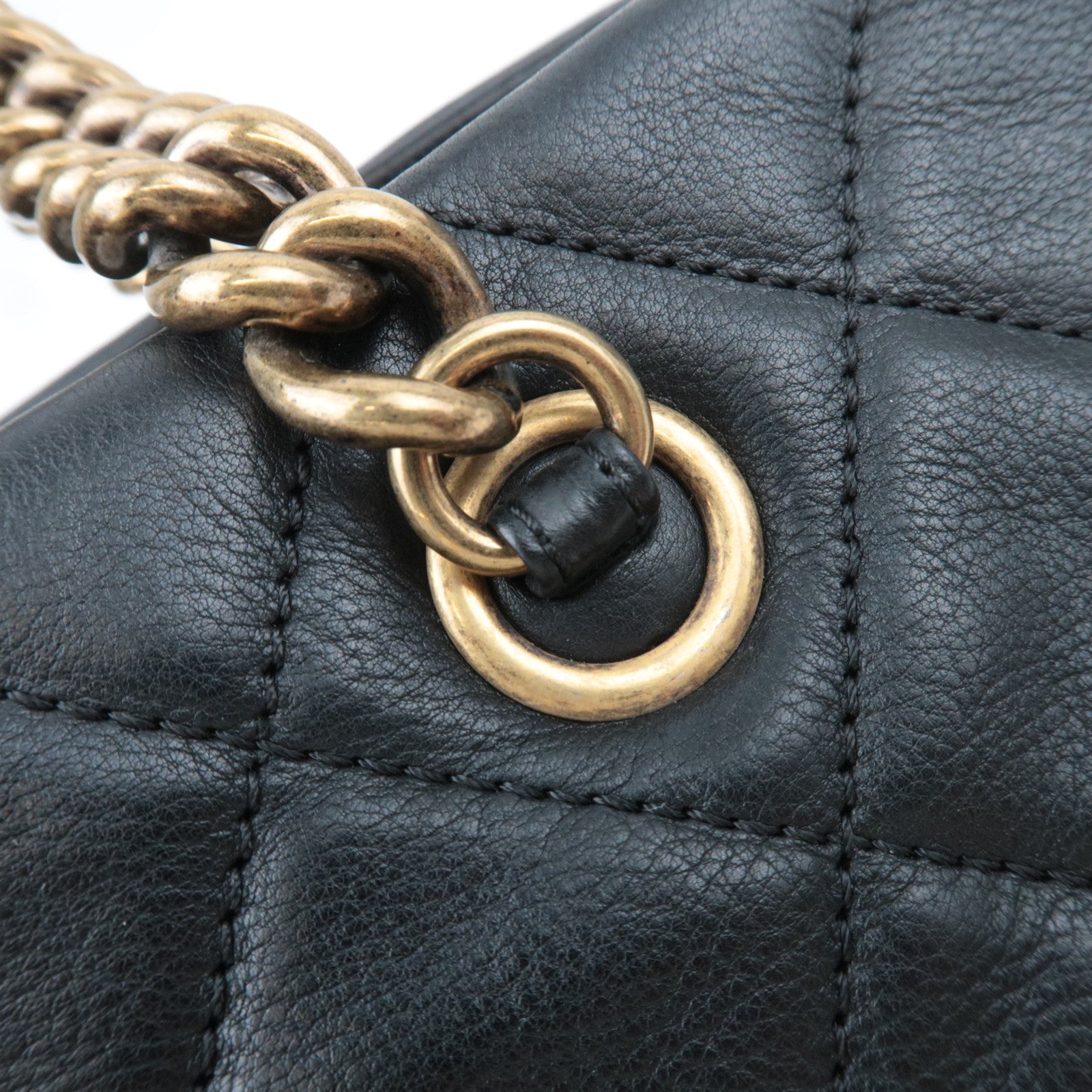 CHANEL Matelasse Lambskin Chain Shoulder Bag Black Gold HDW
