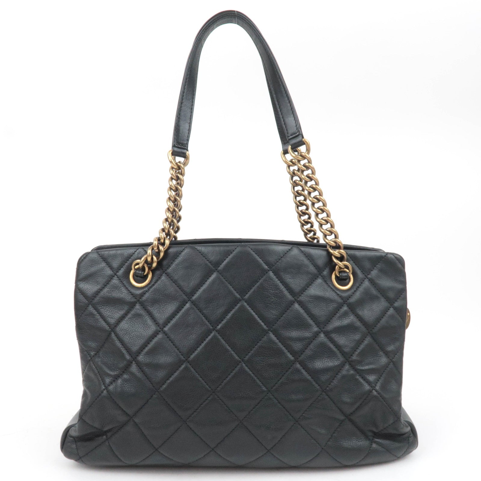 CHANEL Matelasse Lambskin Chain Shoulder Bag Black Gold HDW