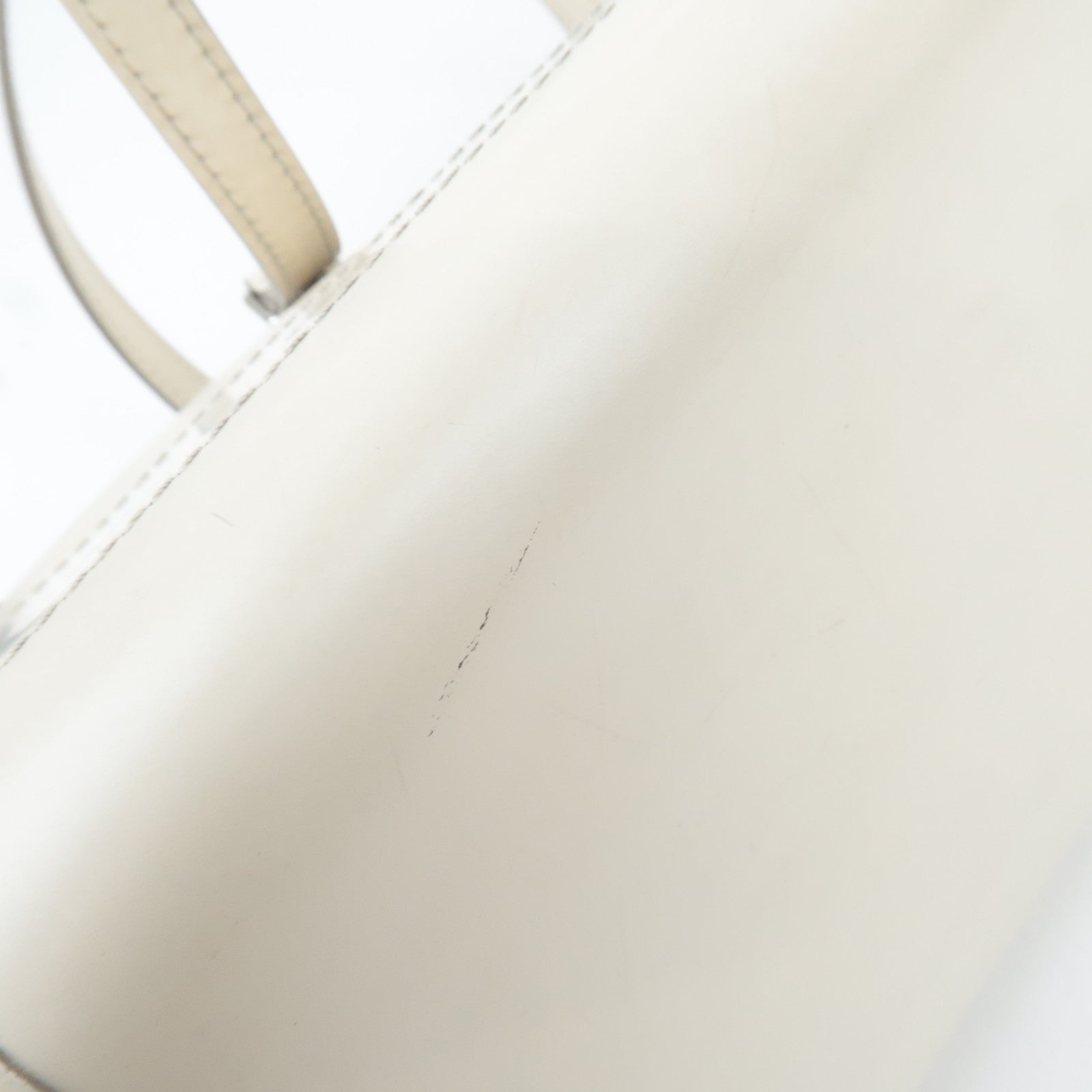 Louis Vuitton Epi Madeleine PM Shoulder Bag Ivoire M5933J
