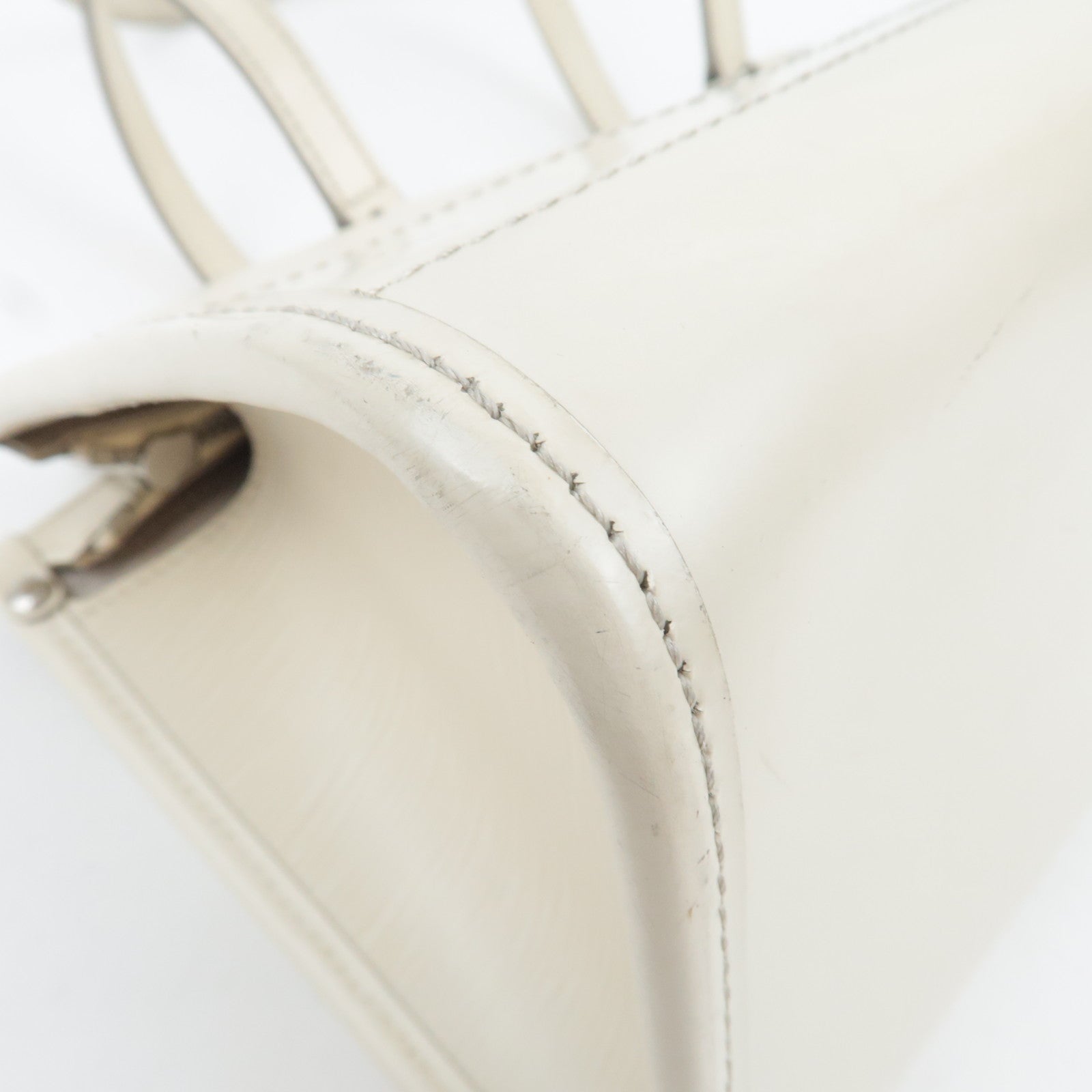 Louis Vuitton Epi Madeleine PM Shoulder Bag Ivoire M5933J