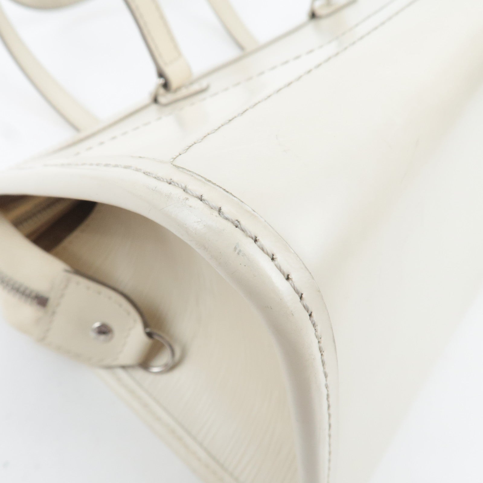 Louis Vuitton Epi Madeleine PM Shoulder Bag Ivoire M5933J