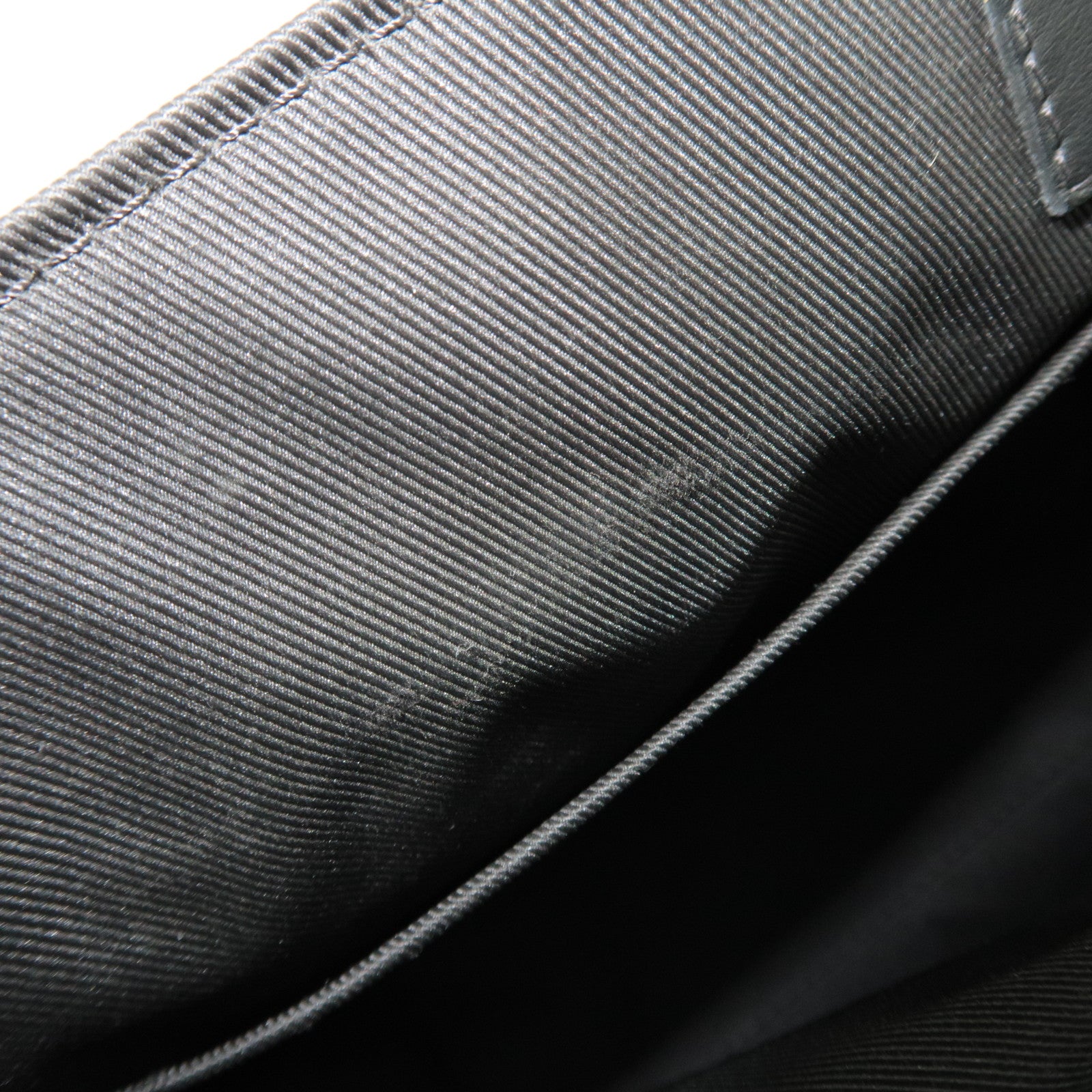 Louis Vuitton Aerogram Takeoff Messenger Leather Shoulder Bag Noir M57080