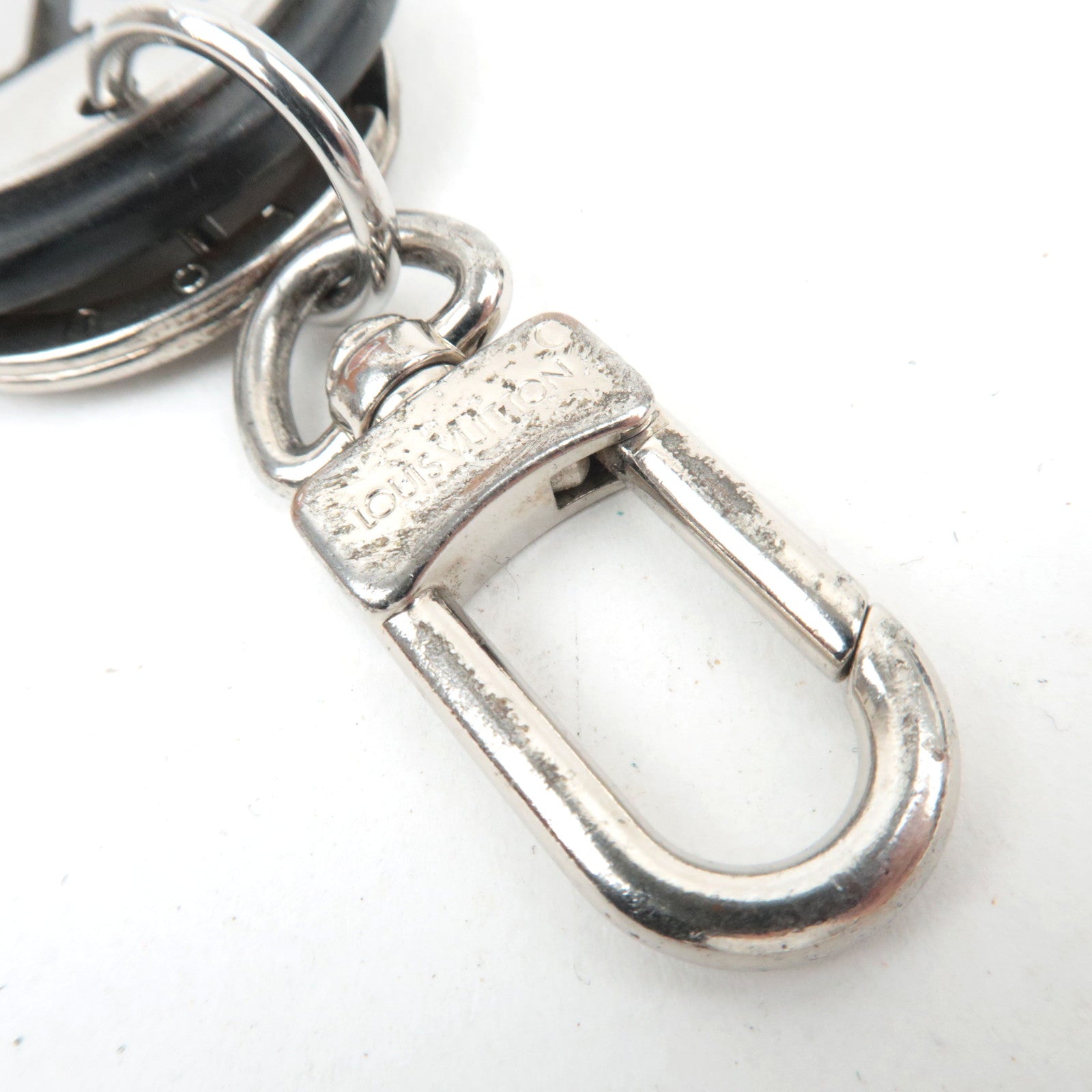 Louis Vuitton Porte Cles LV Circle Metal Bag Charm