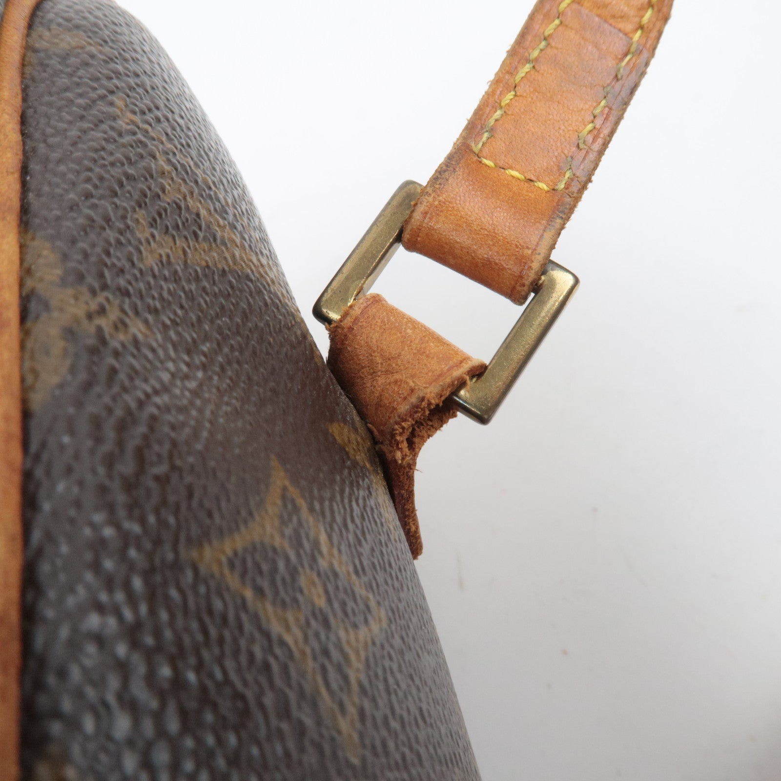 Louis Vuitton Monogram Cite MM Shoulder Bag M51182
