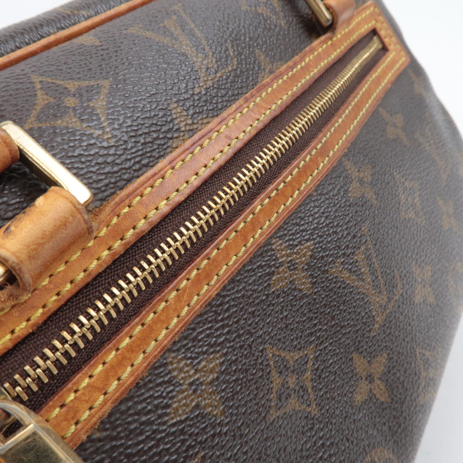Louis Vuitton Monogram Cite MM Shoulder Bag M51182