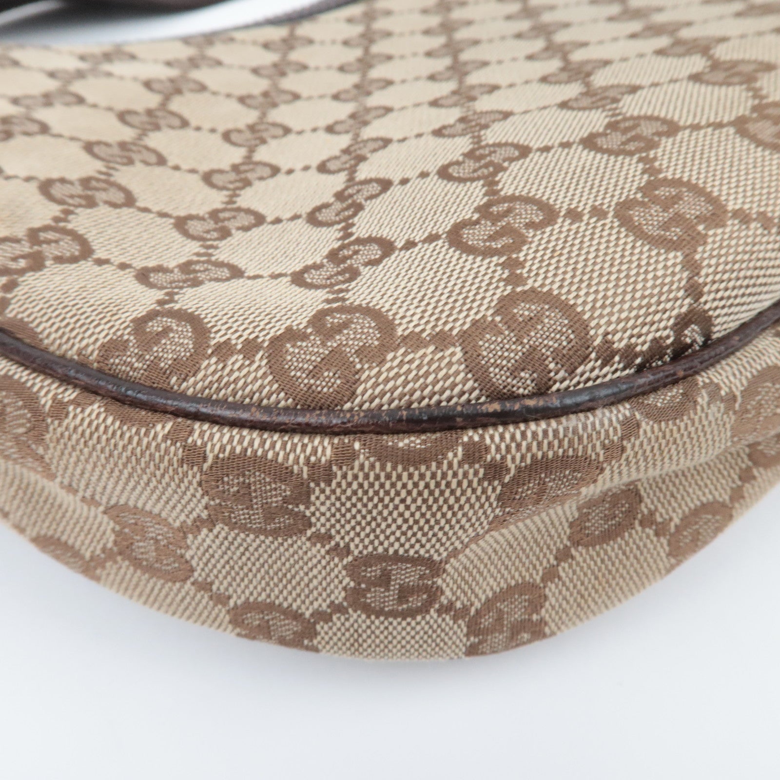 GUCCI GG Canvas Shoulder Bag Brown 122790